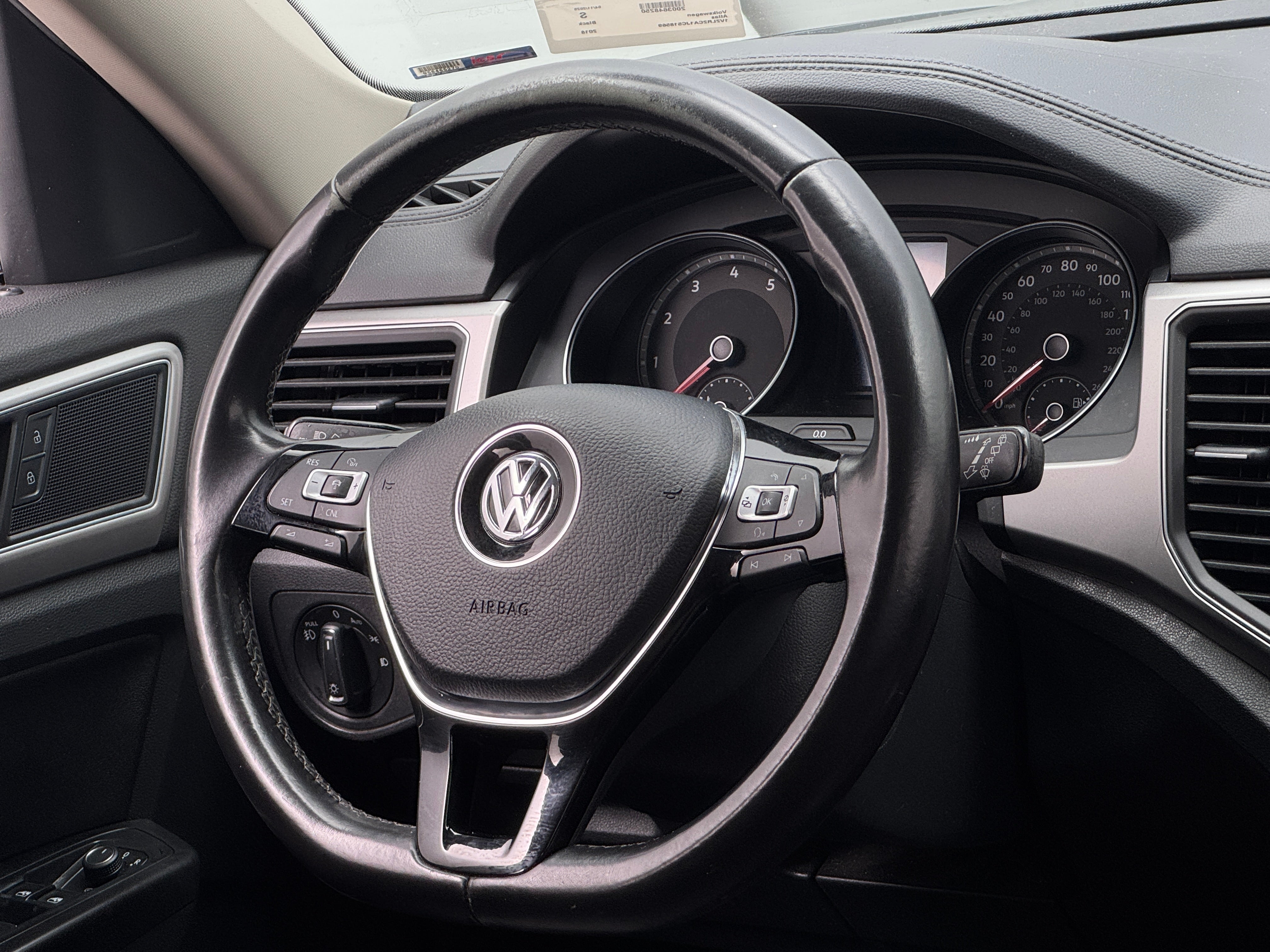 2018 Volkswagen Atlas SE 4