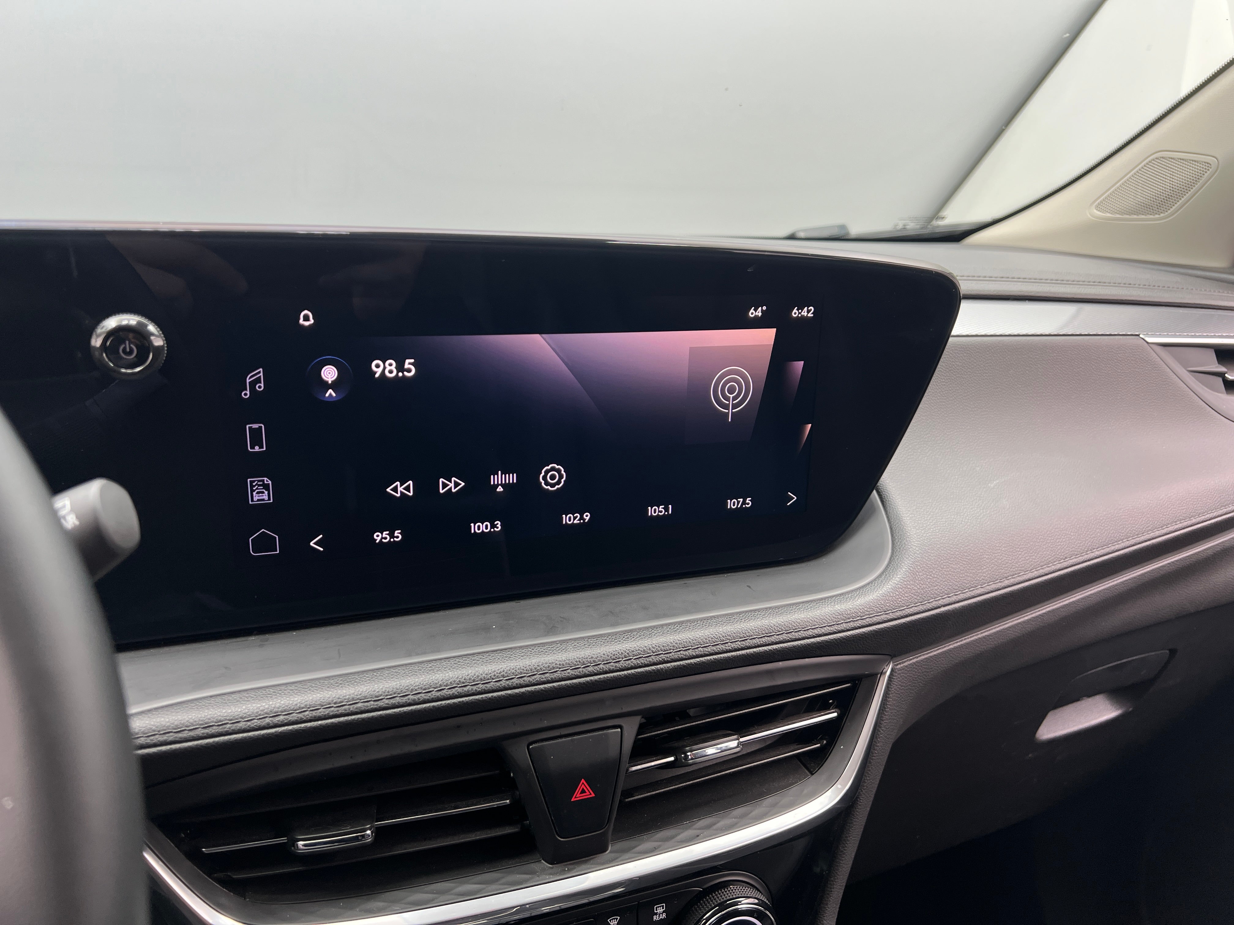 2024 Buick Encore GX Sport Touring 3