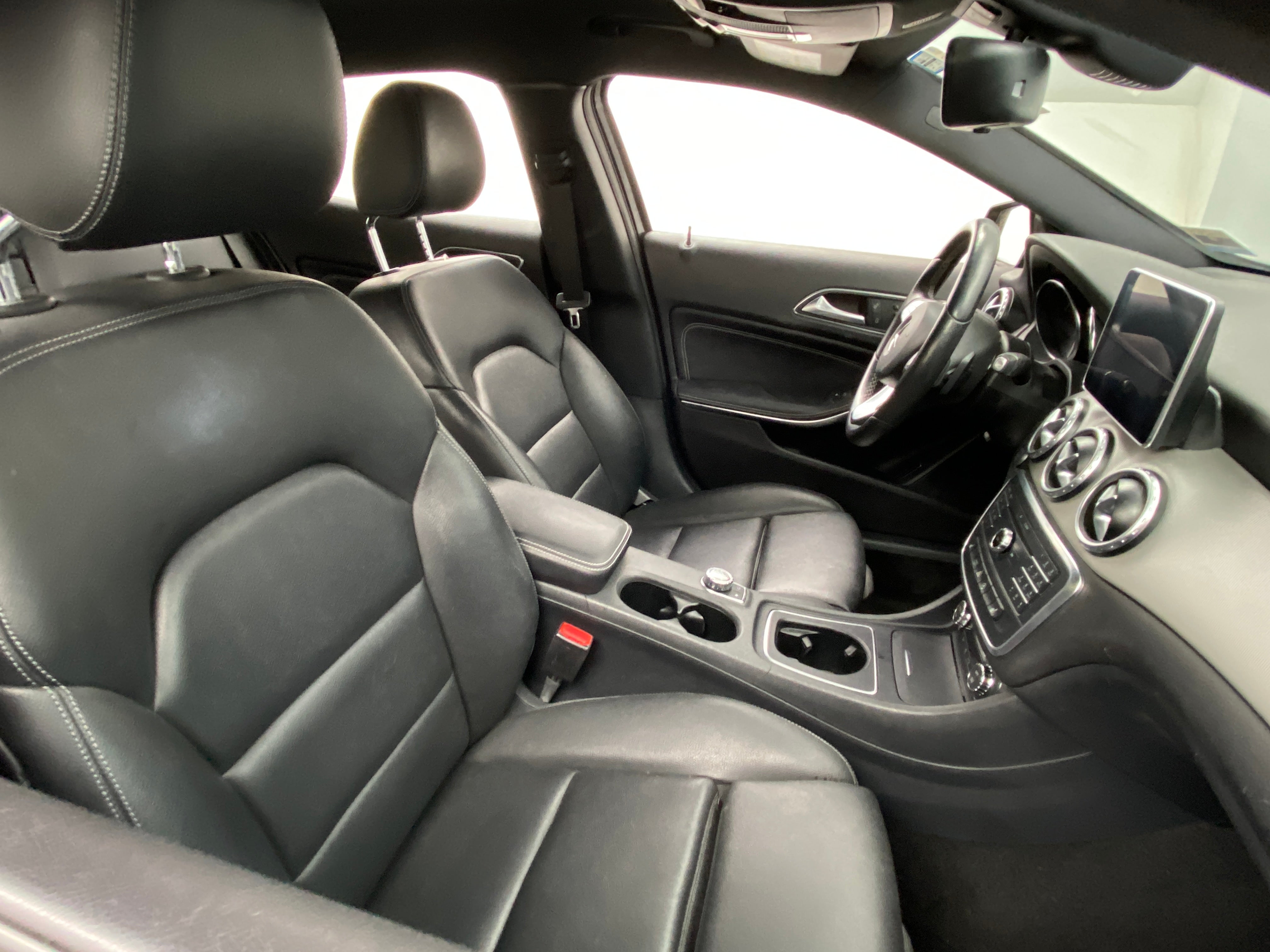 2016 Mercedes-Benz GLA 250 2
