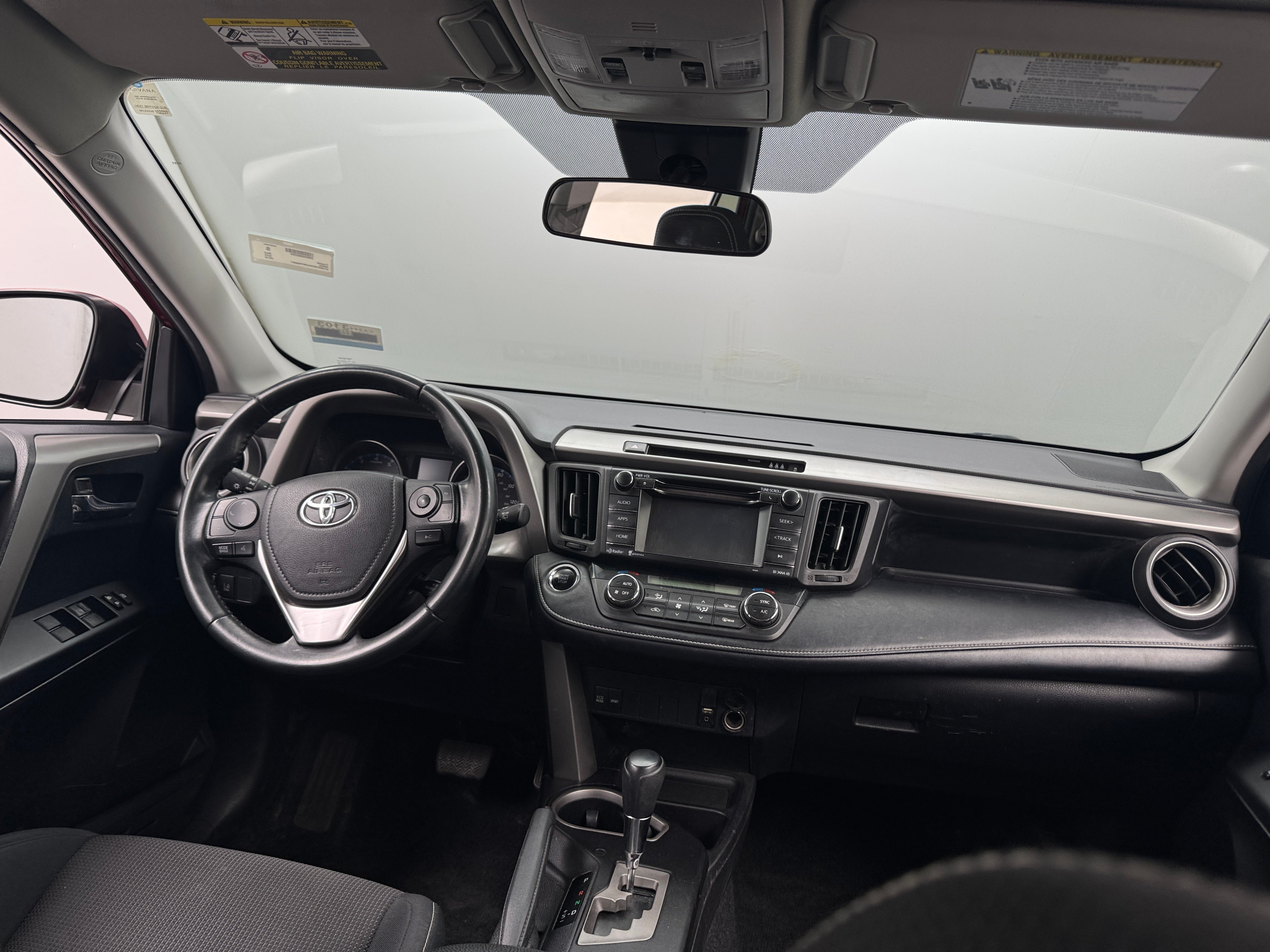 2018 Toyota RAV4 XLE 3