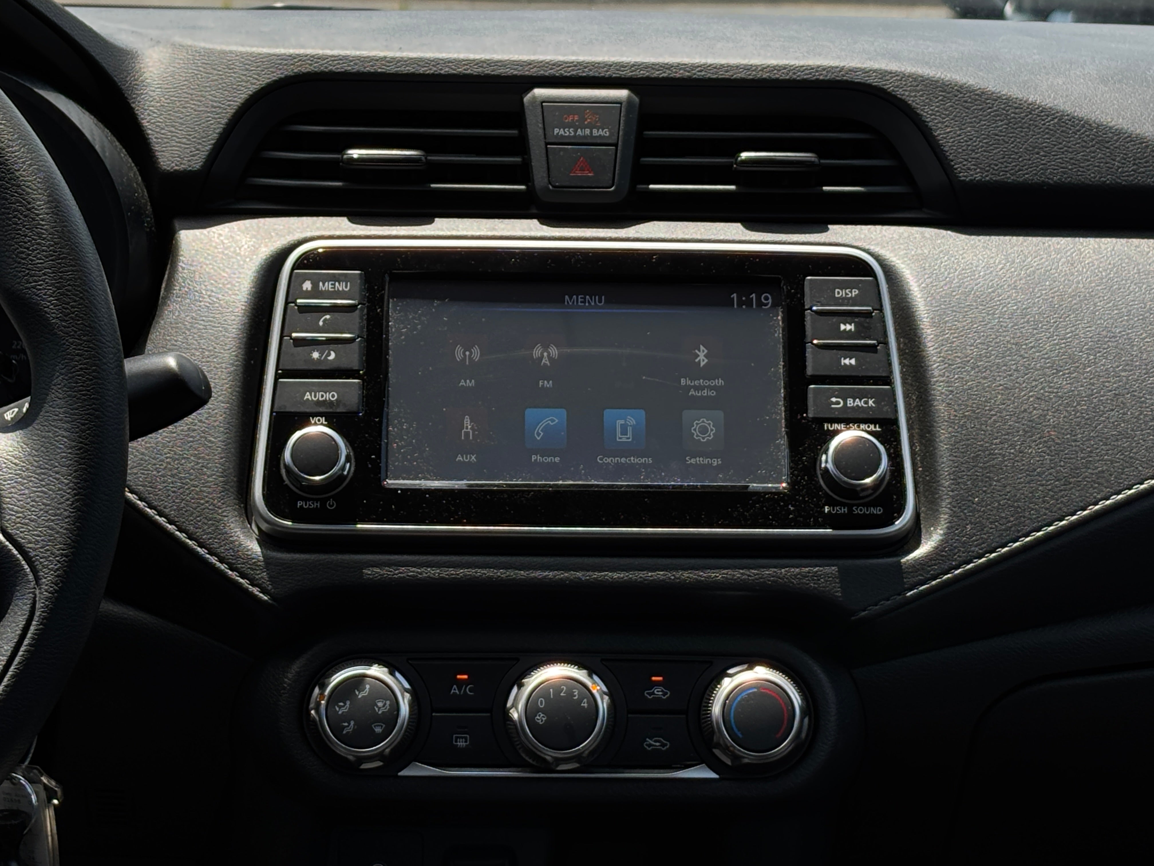 2024 Nissan Versa S 4