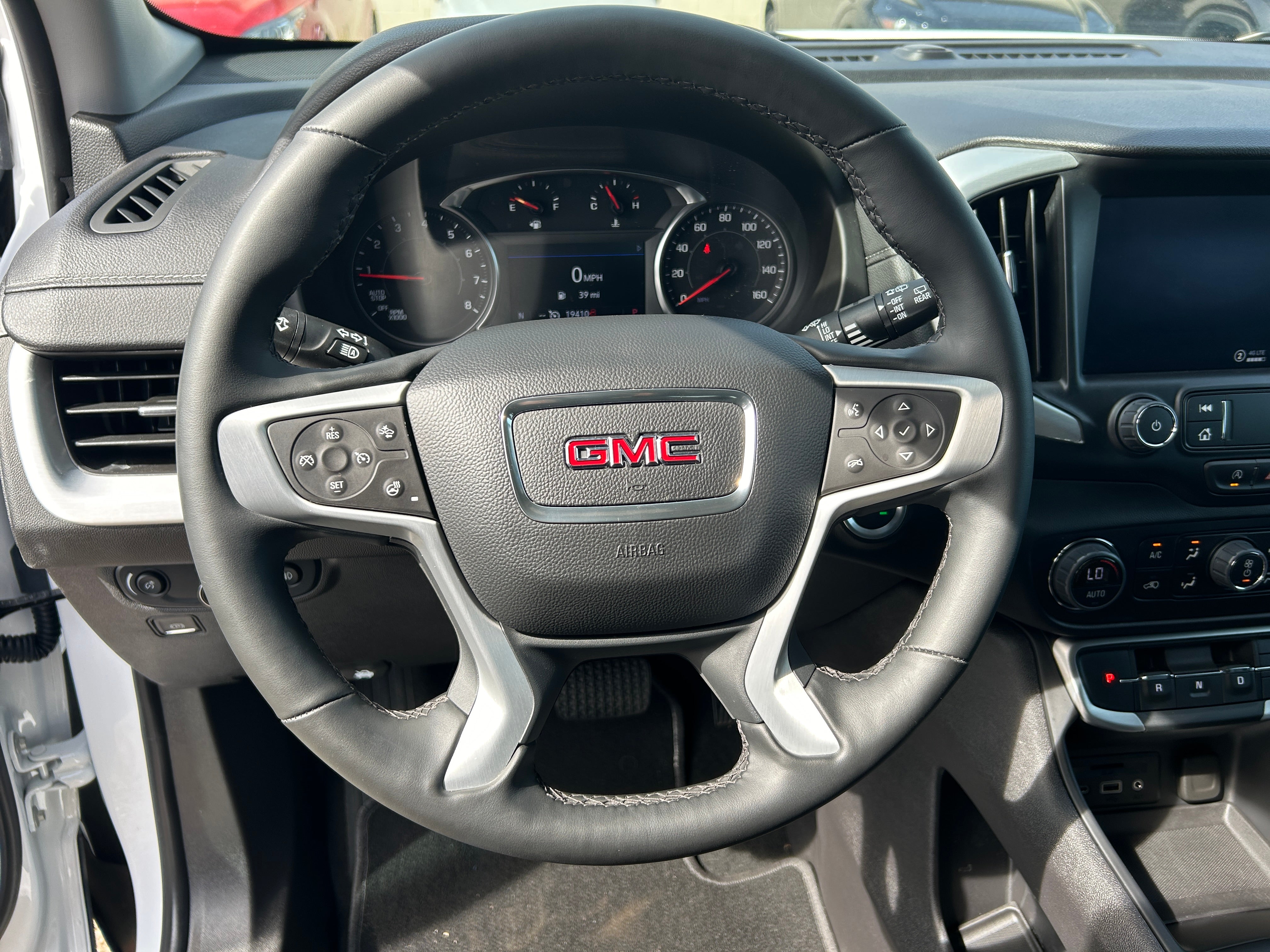 2024 GMC Terrain SLT 4