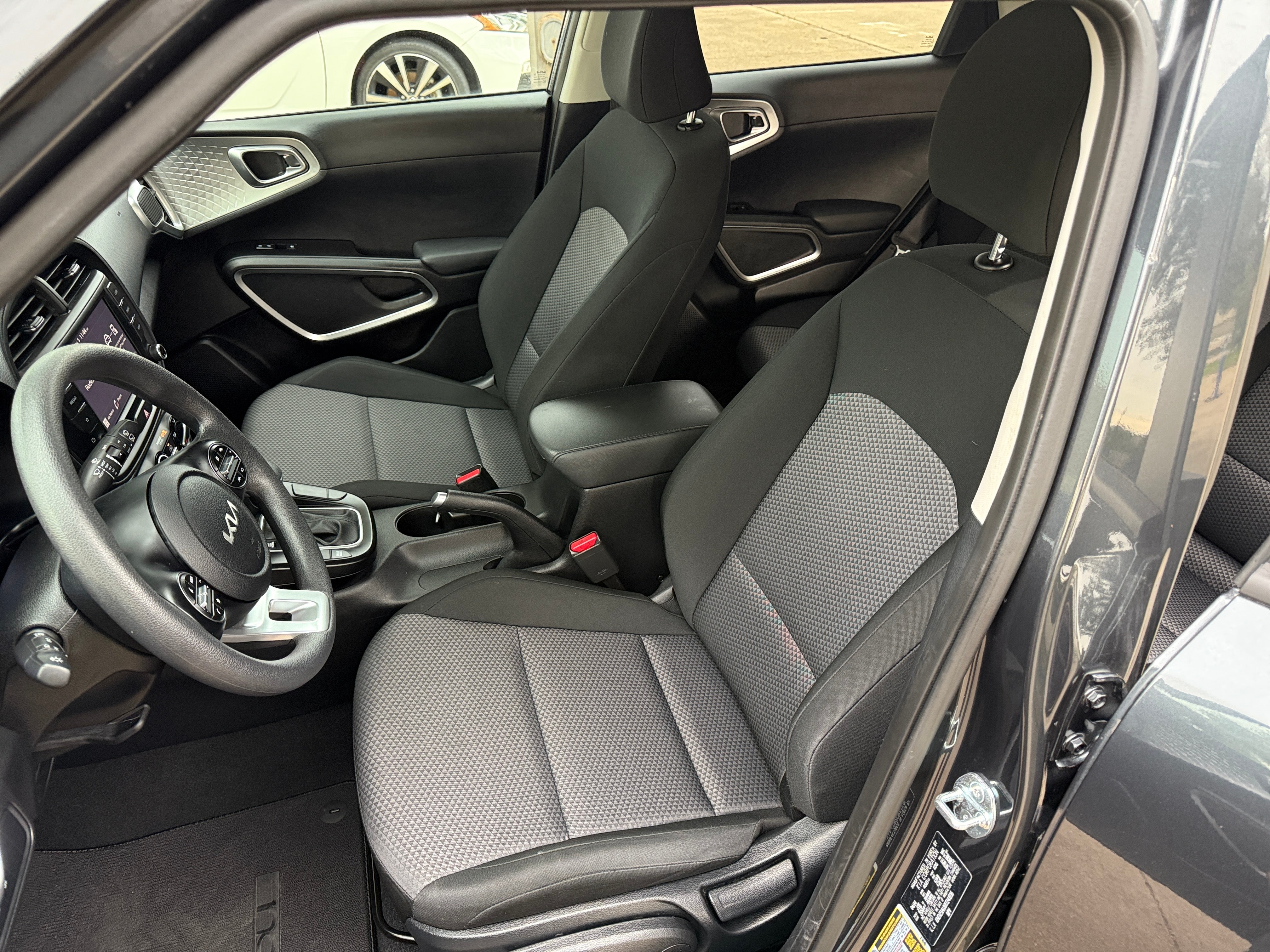 2024 Kia Soul LX 2