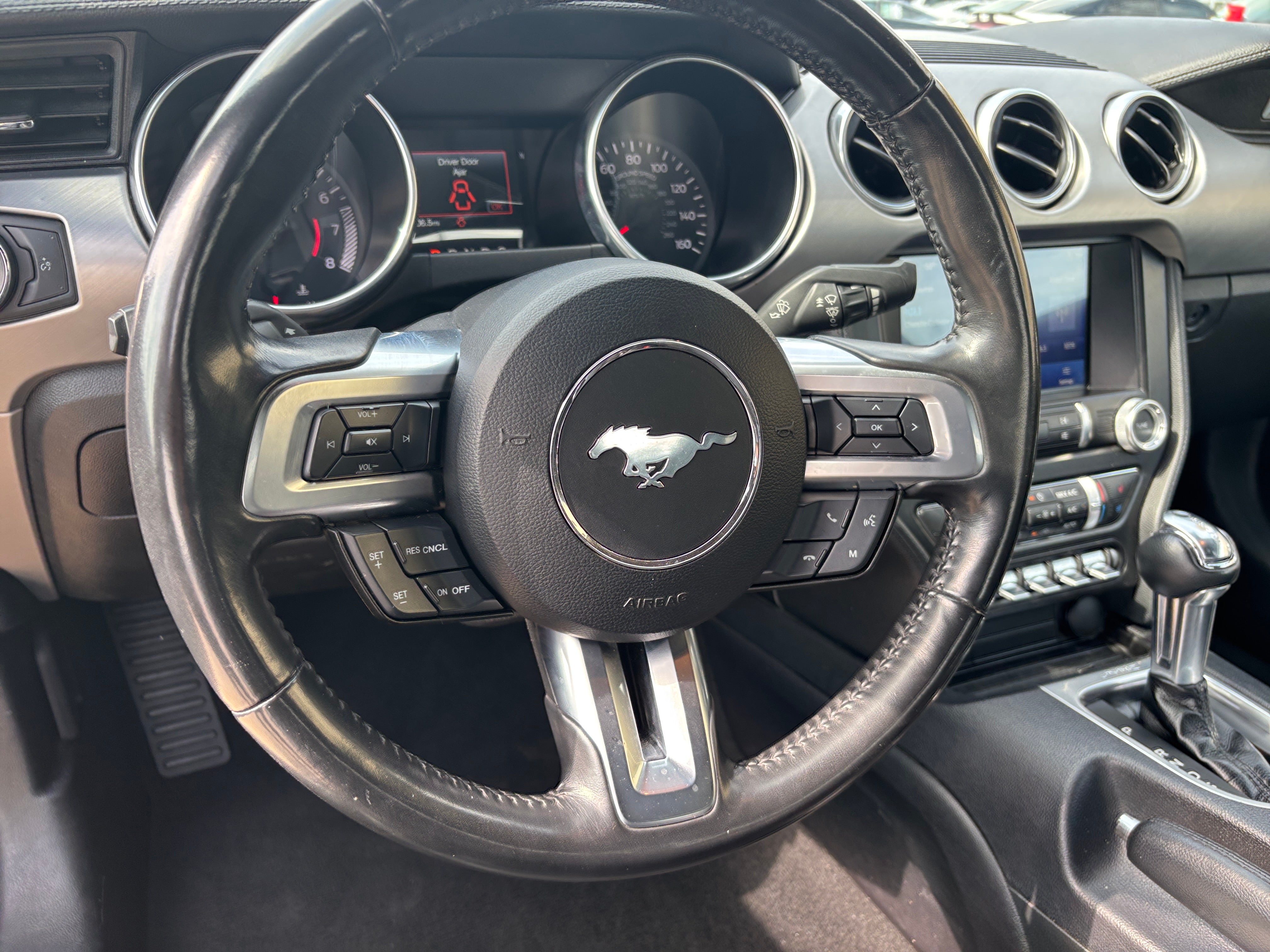 2022 Ford Mustang  5