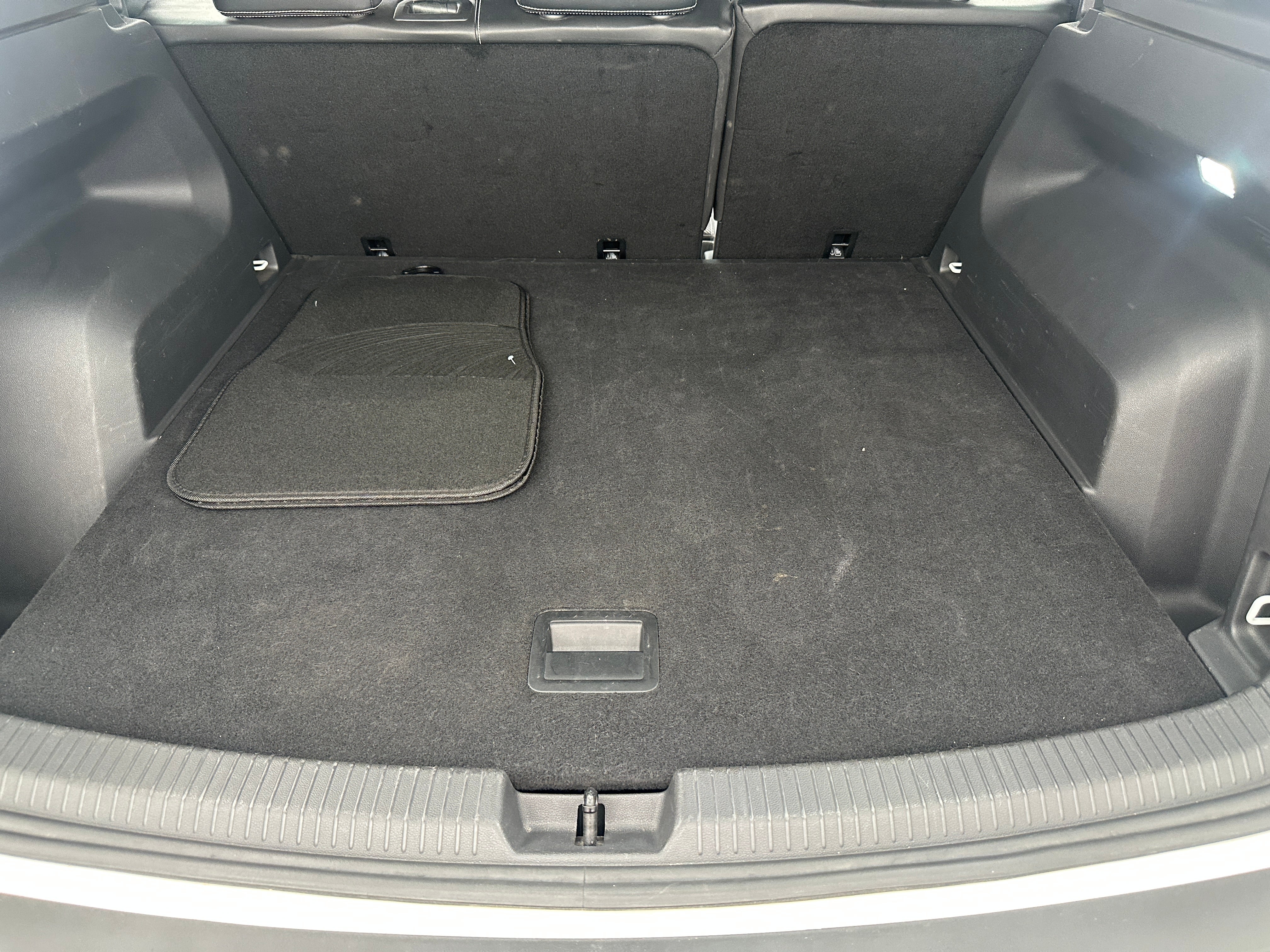 2024 Volkswagen Atlas SE 7