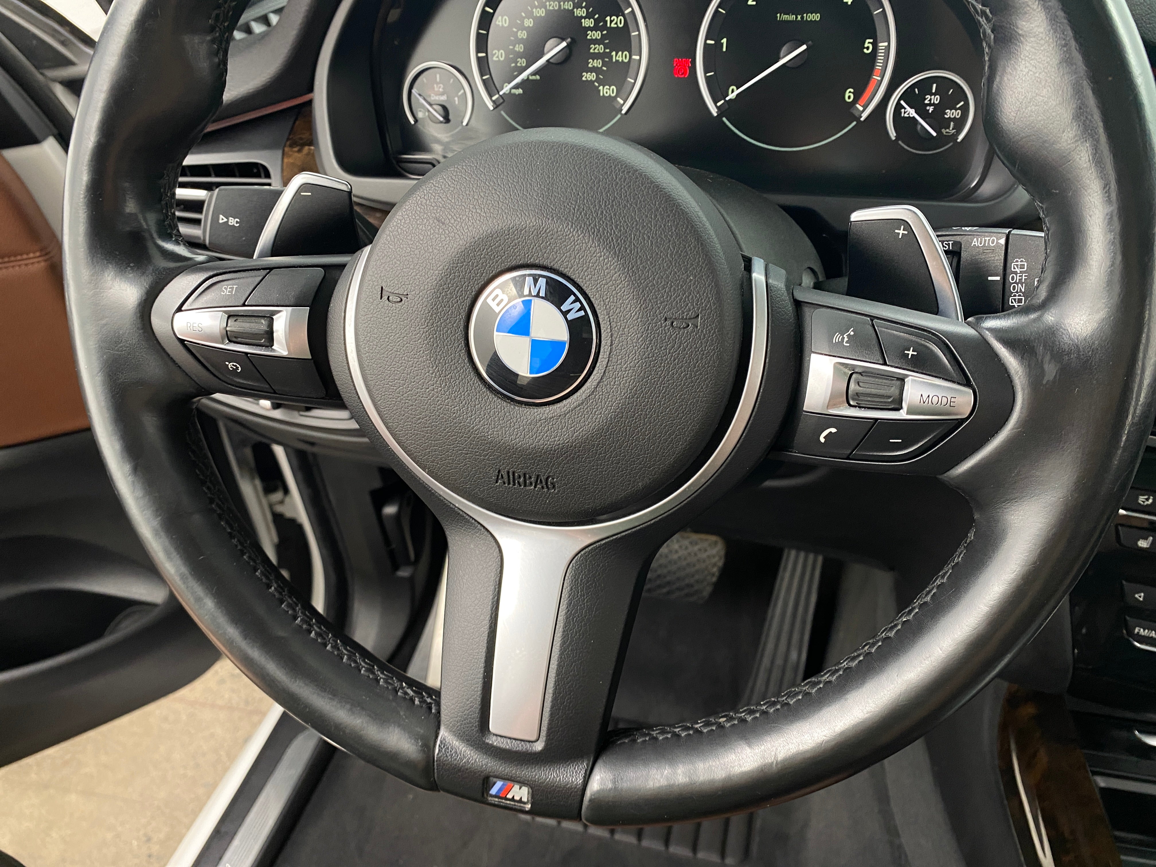 2014 BMW X5 xDrive35d 4