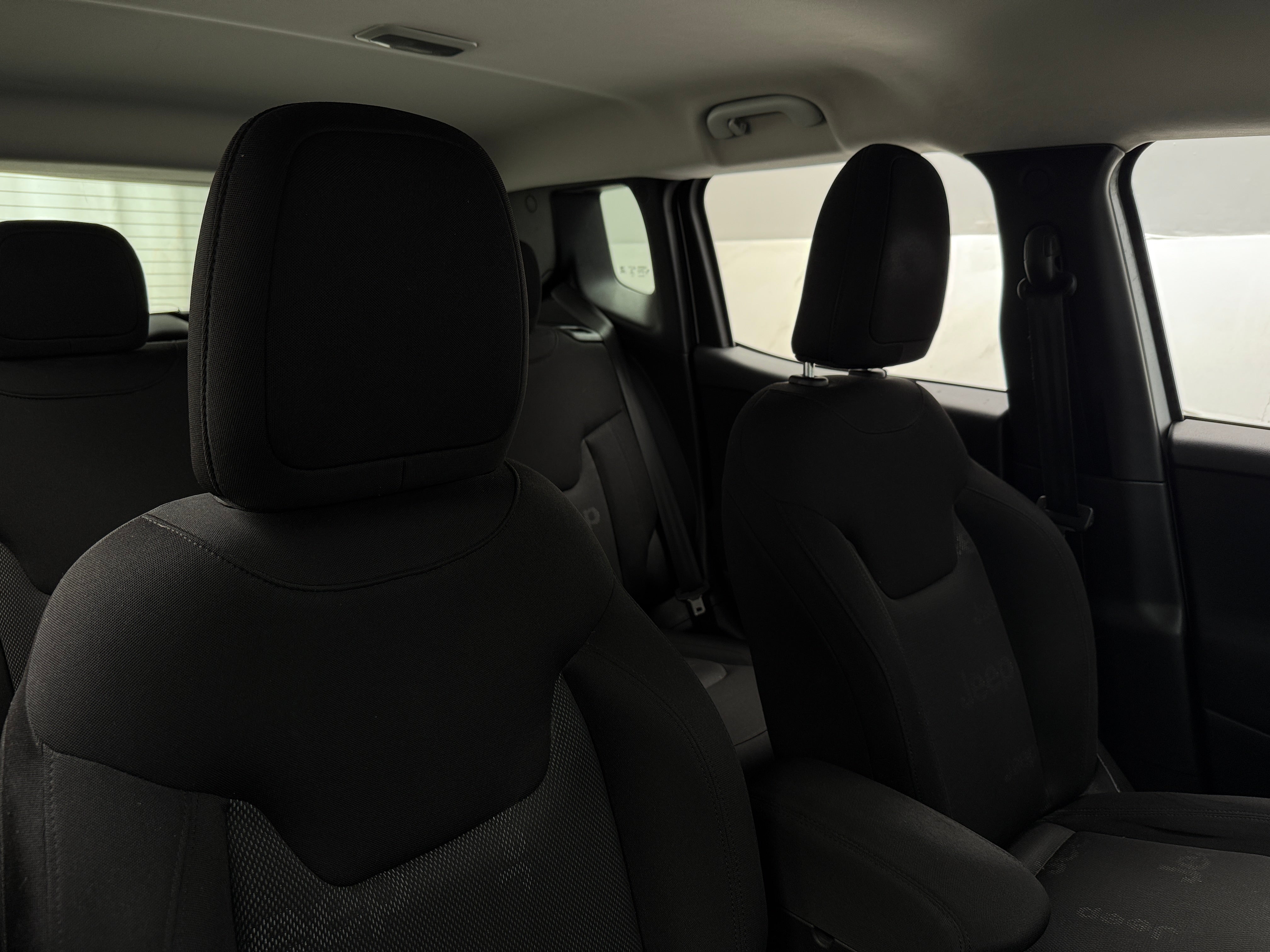 2015 Jeep Renegade Sport 2