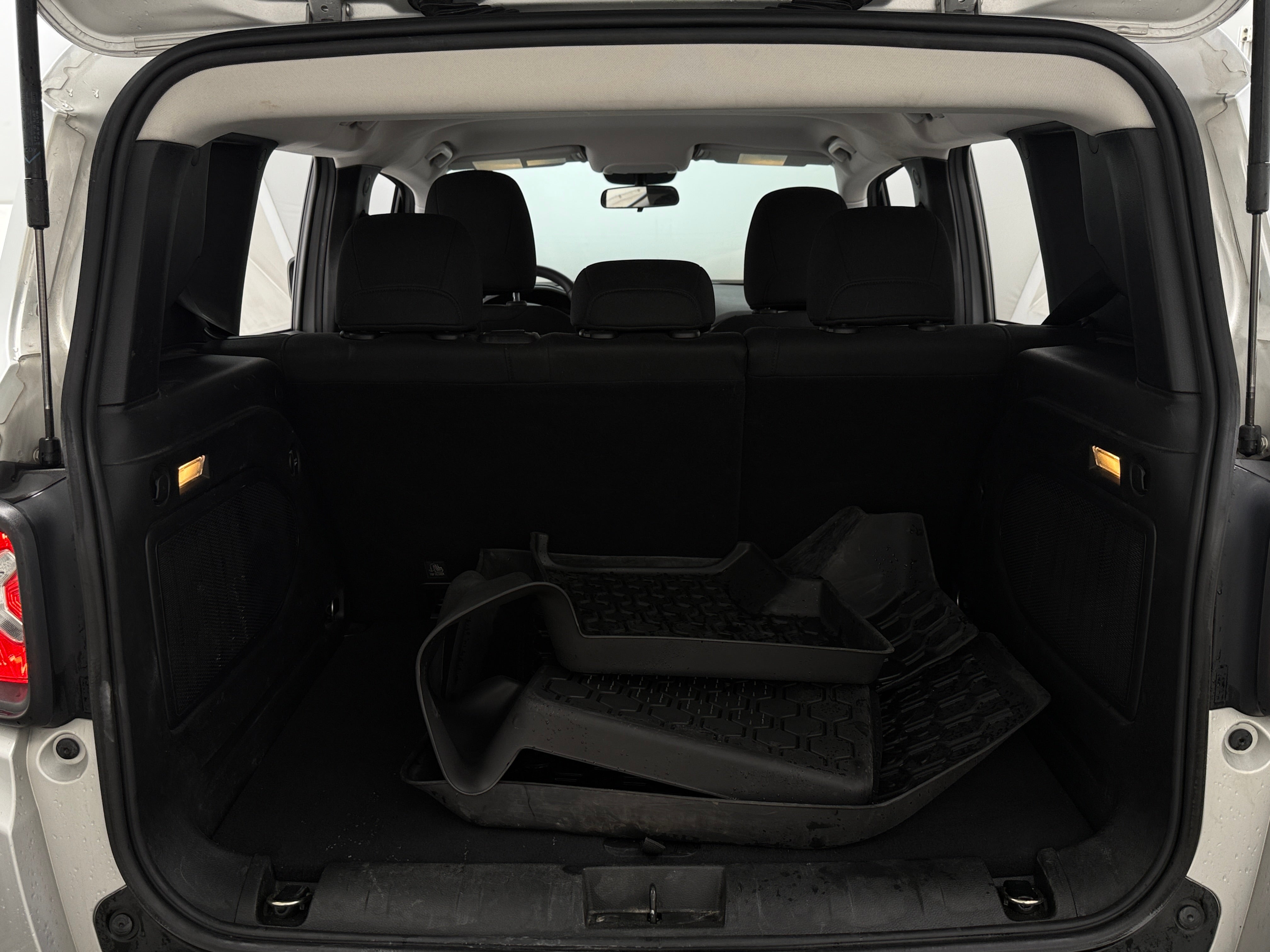 2015 Jeep Renegade Sport 7