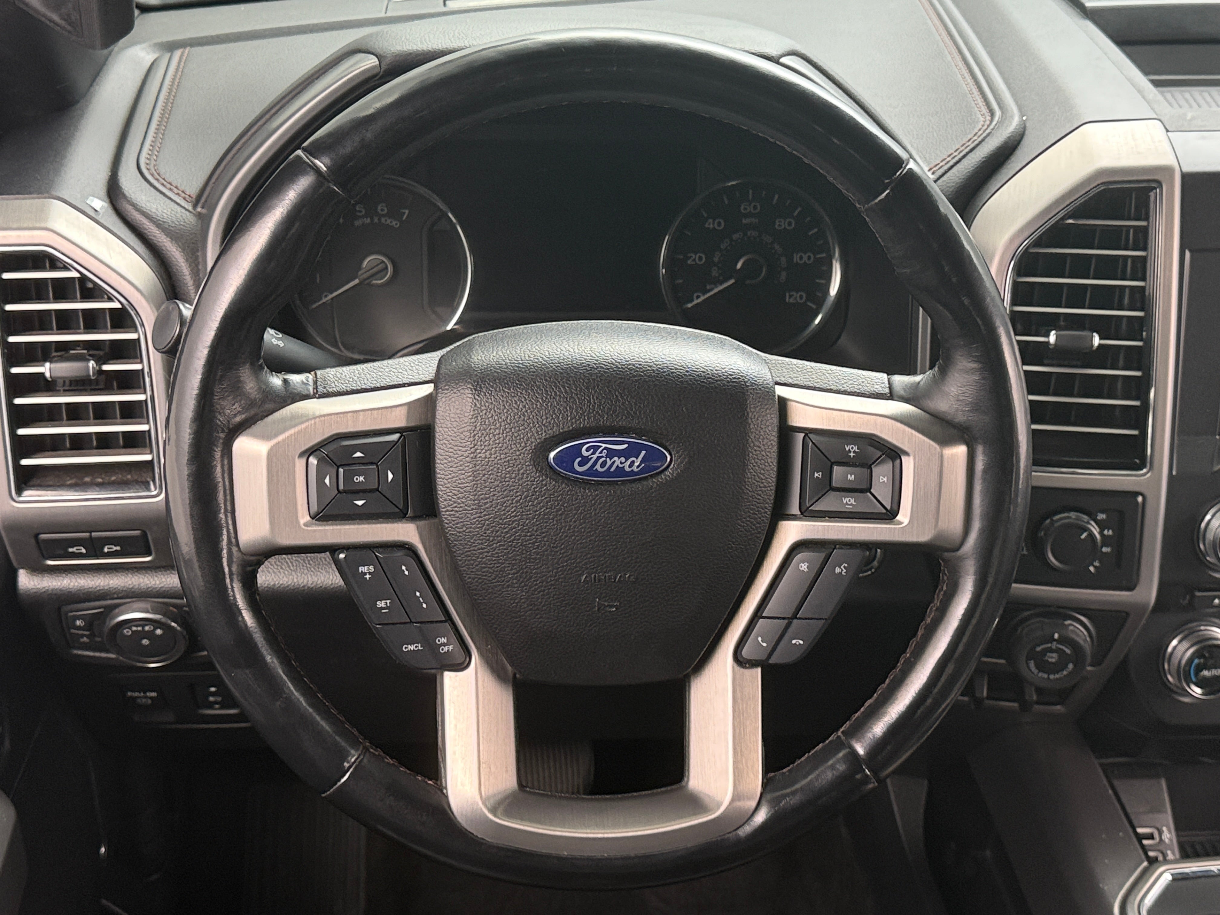 2018 Ford Econoline E-150 4
