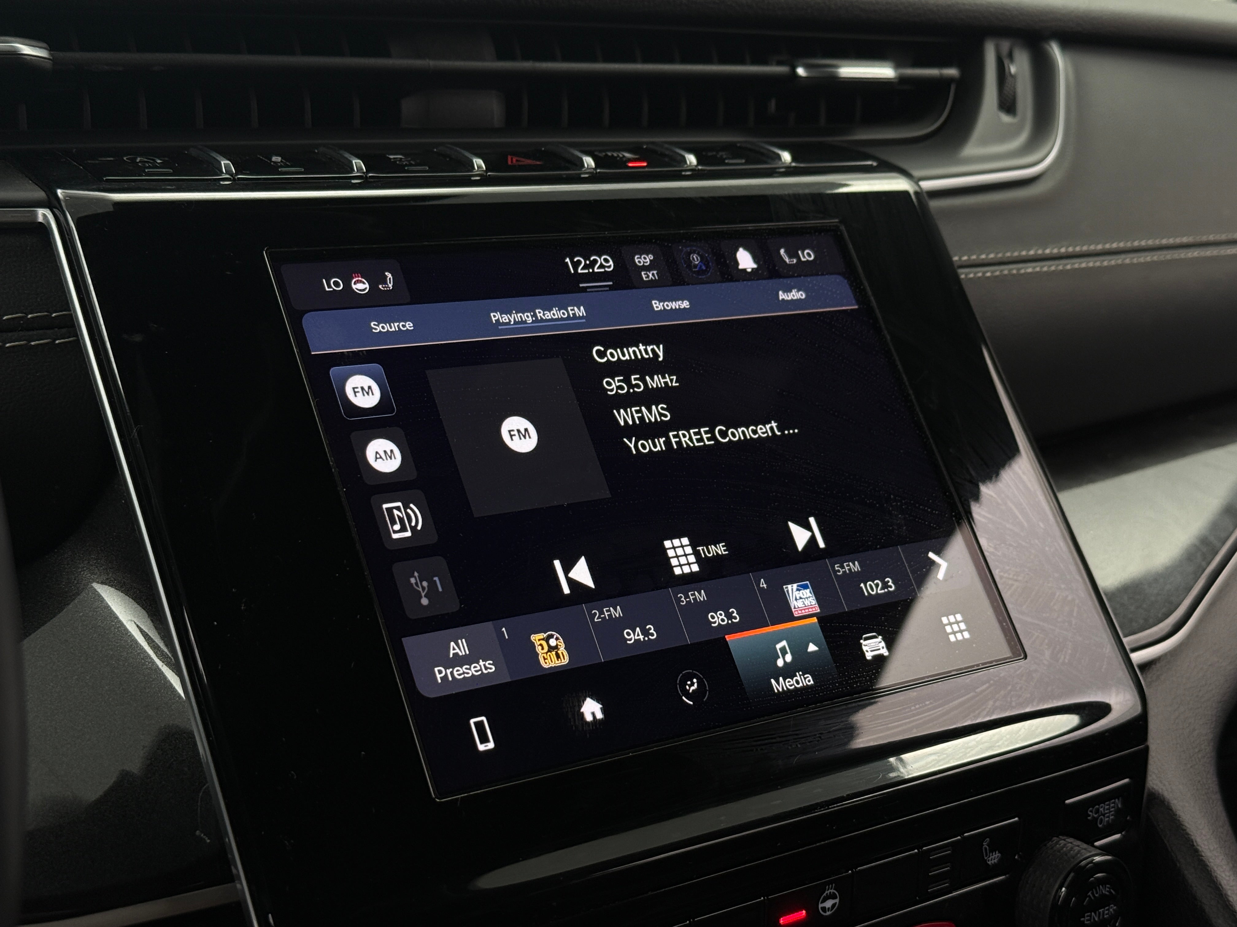 2022 Jeep Grand Cherokee L Altitude 3