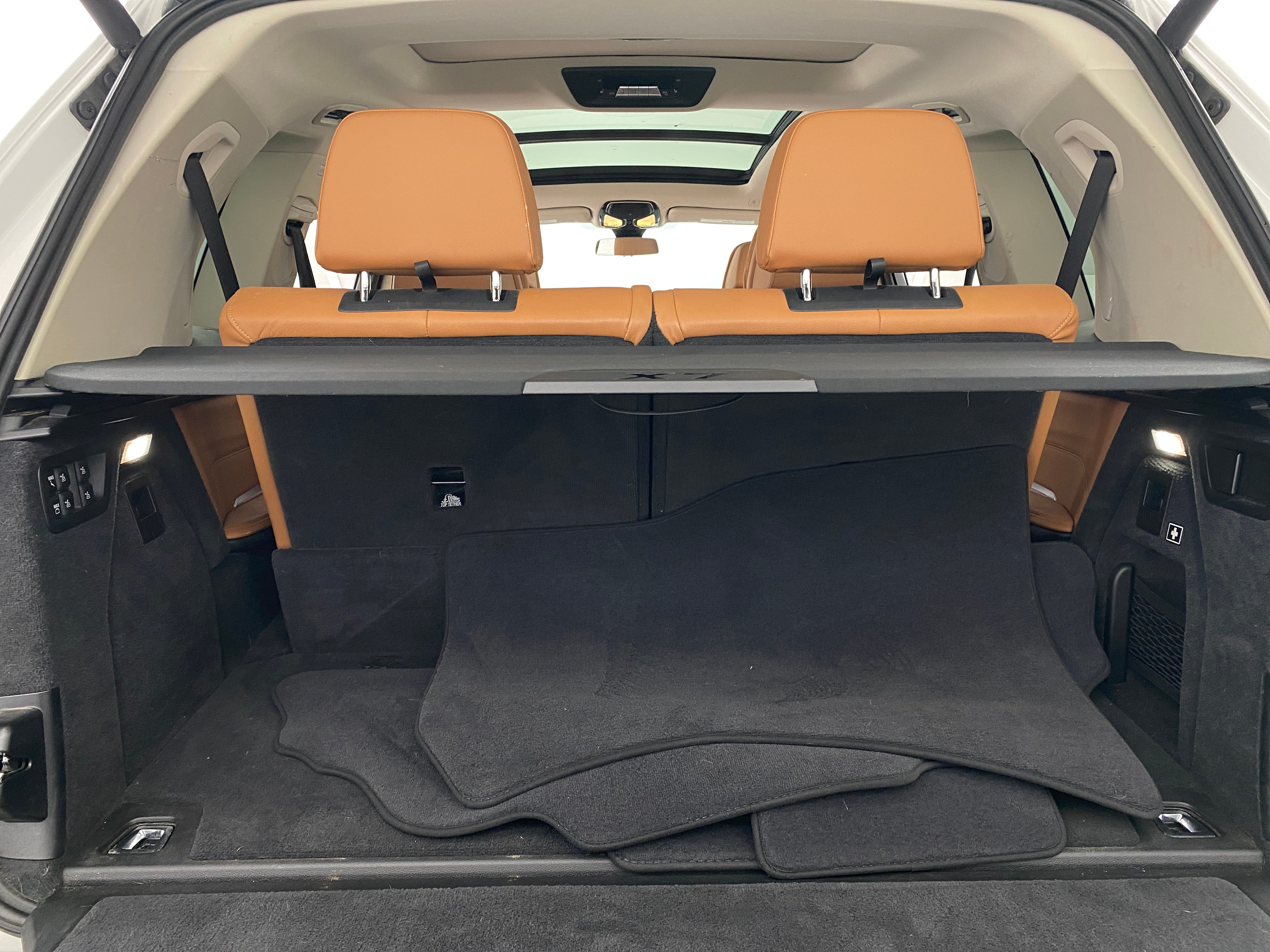 2020 BMW X7 xDrive40i 6