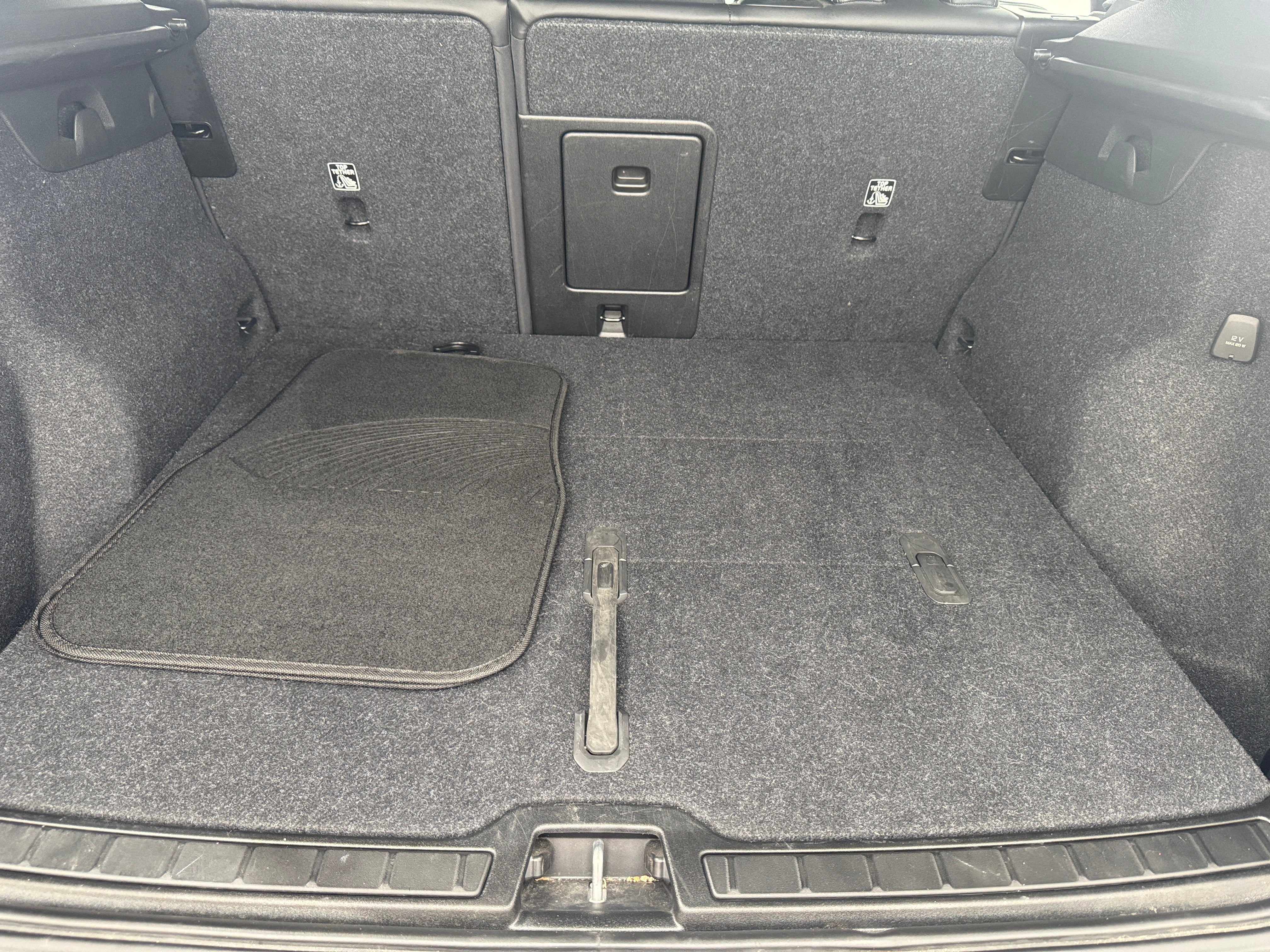 2021 Volvo XC40 Recharge Core 7