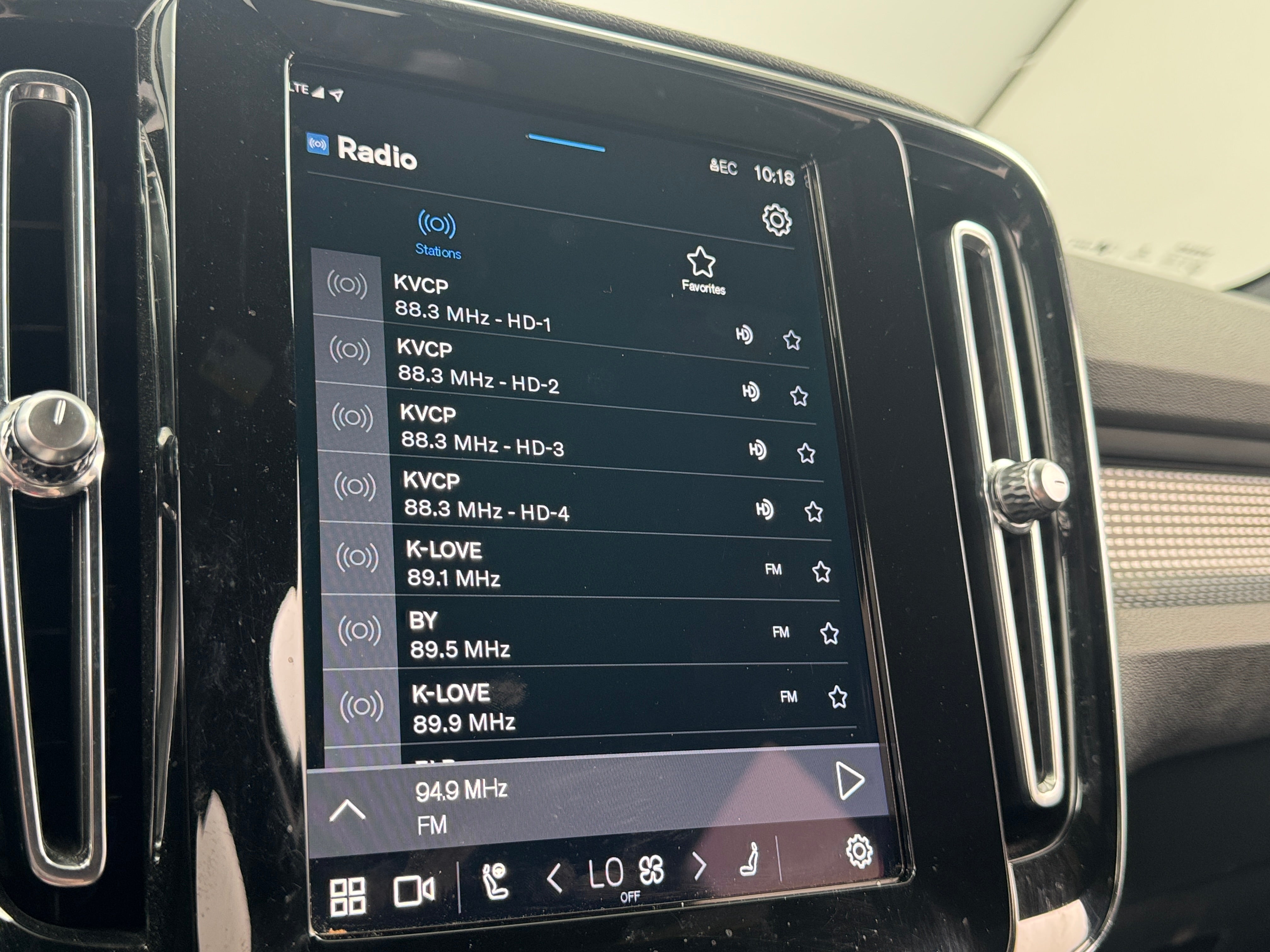 2021 Volvo XC40 Recharge Core 4