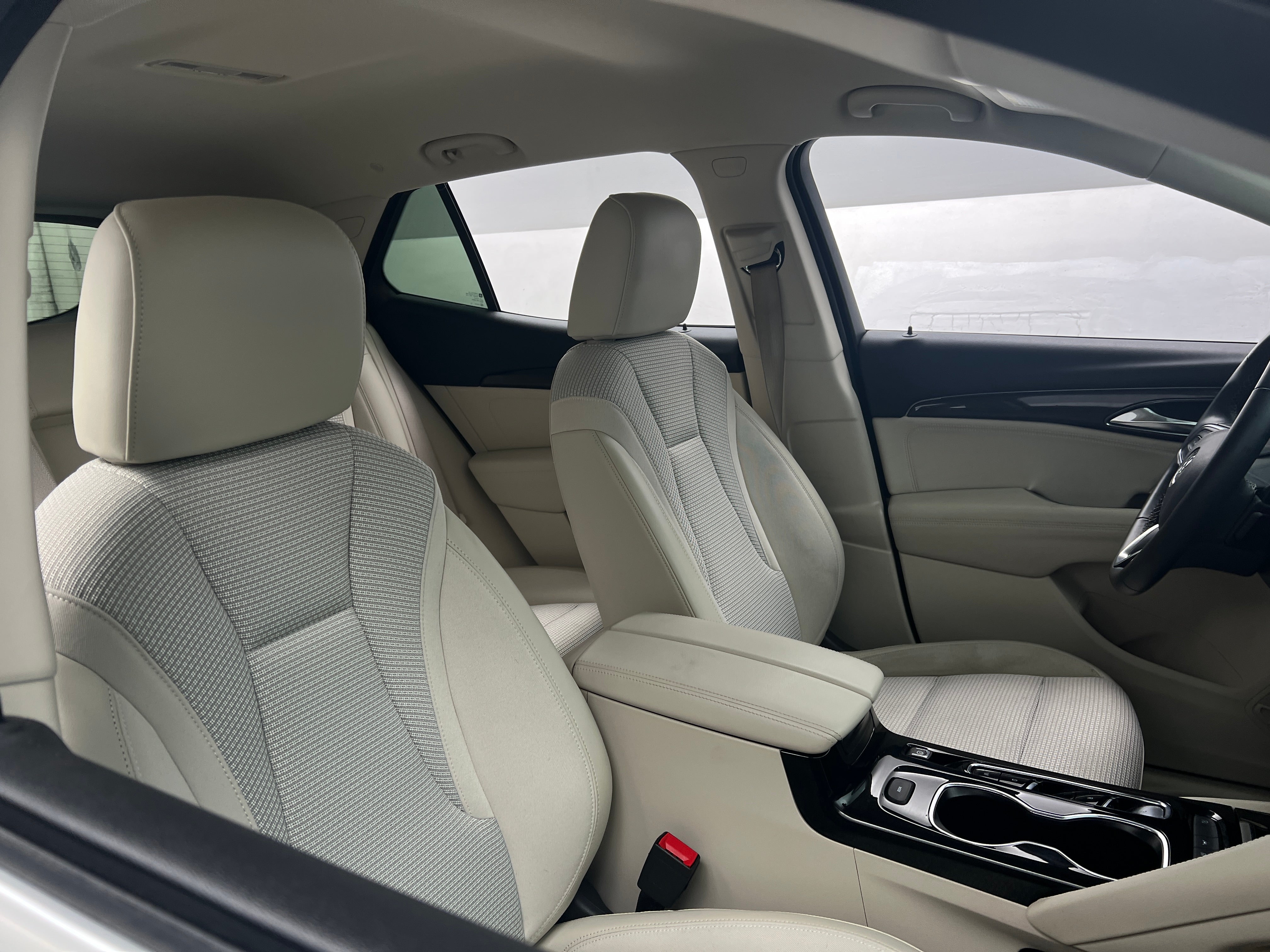 2022 Buick Envision Preferred 2