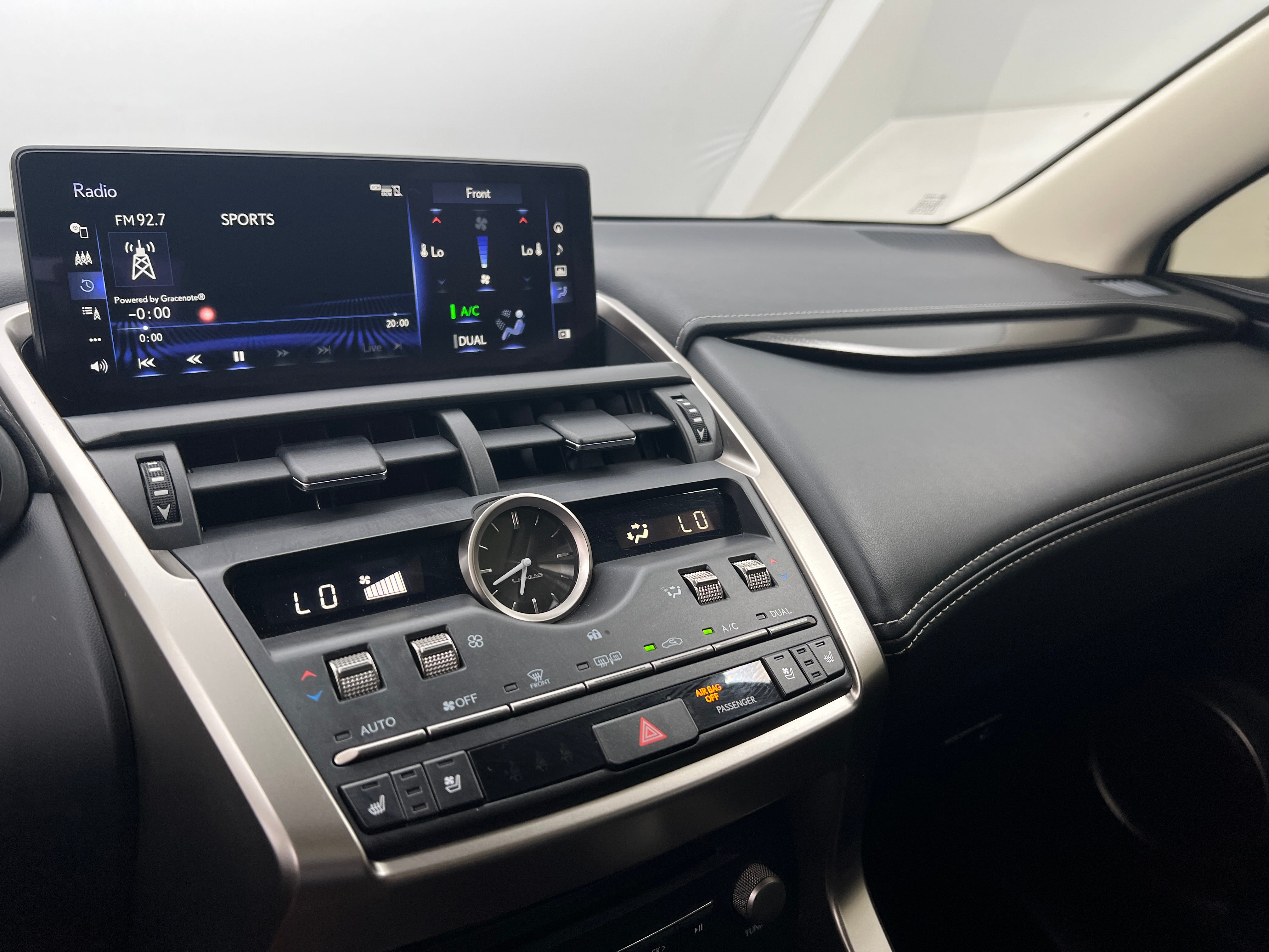 2020 Lexus NX 300 3