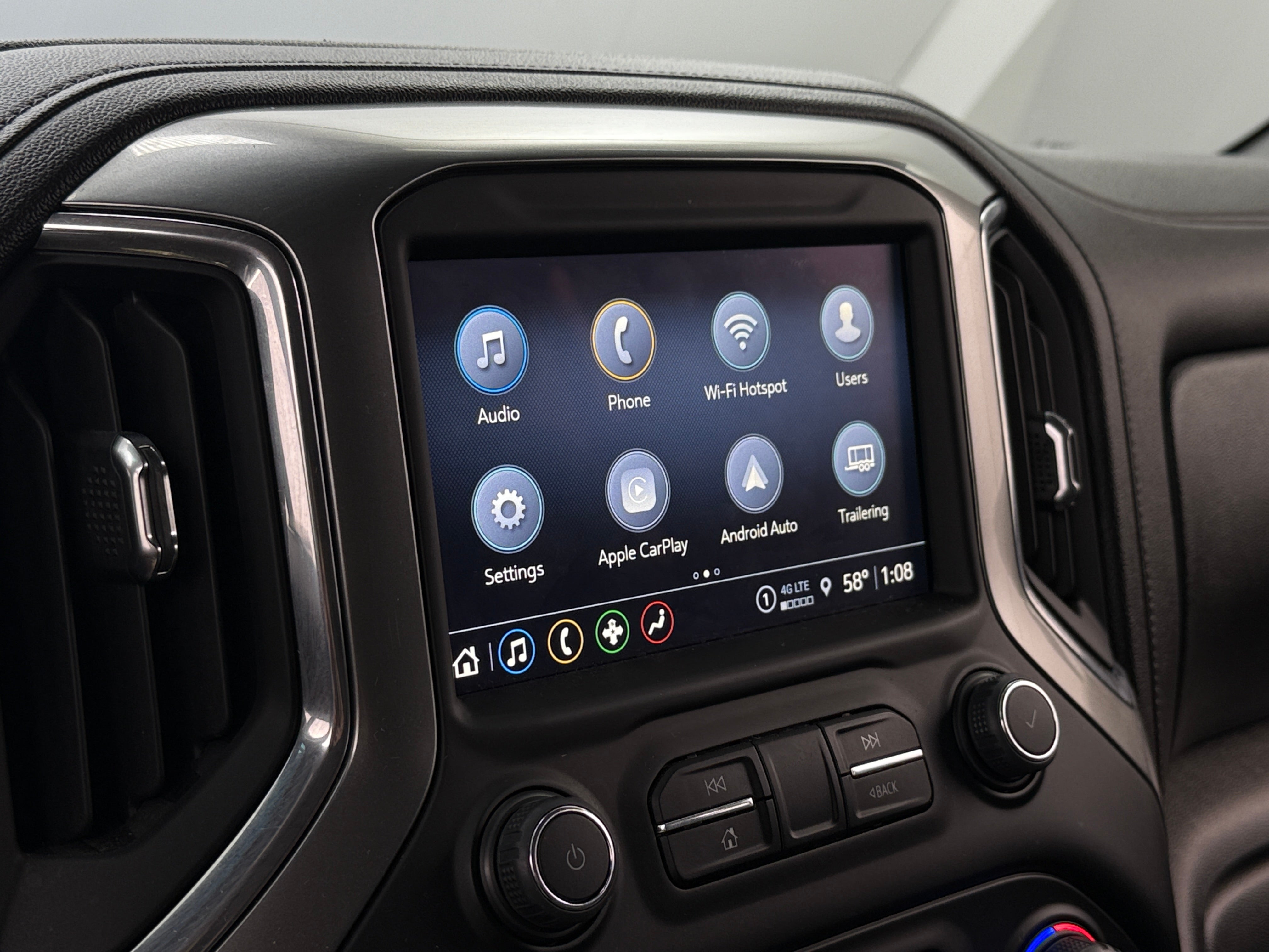 2022 Chevrolet Silverado 2500 LT 3