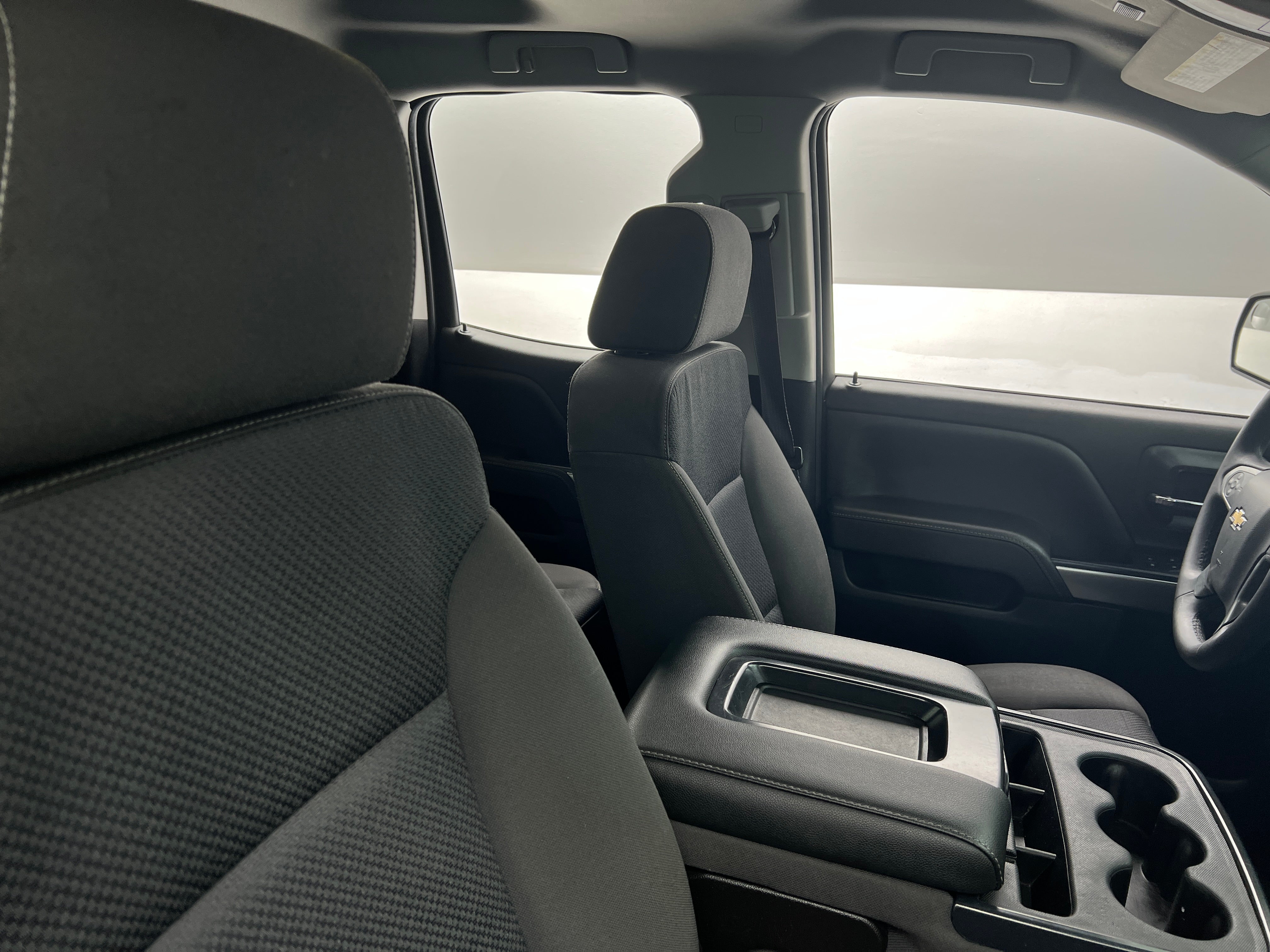 2017 Chevrolet Silverado 1500 LT 2