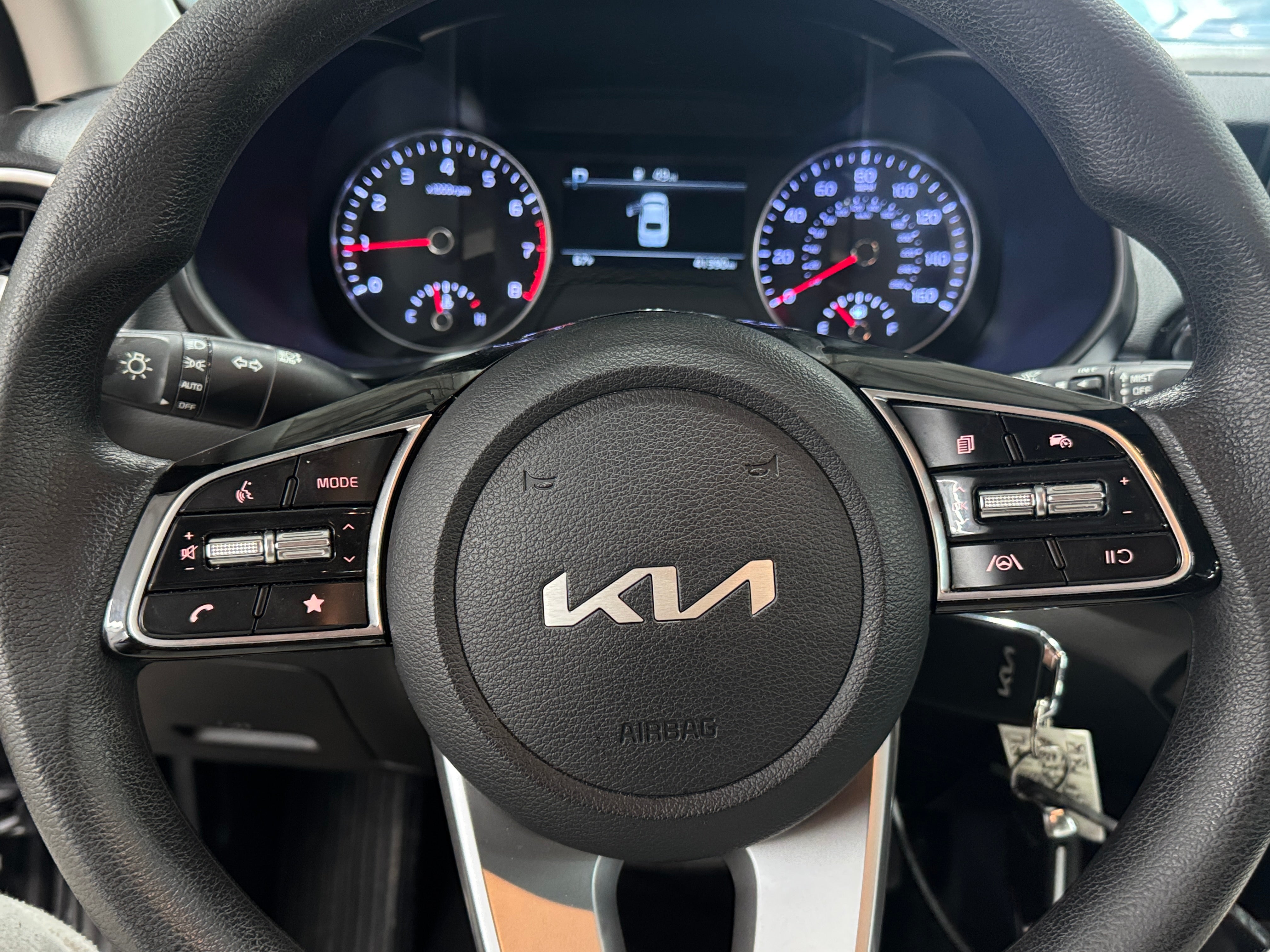 2022 Kia Forte LXS 5