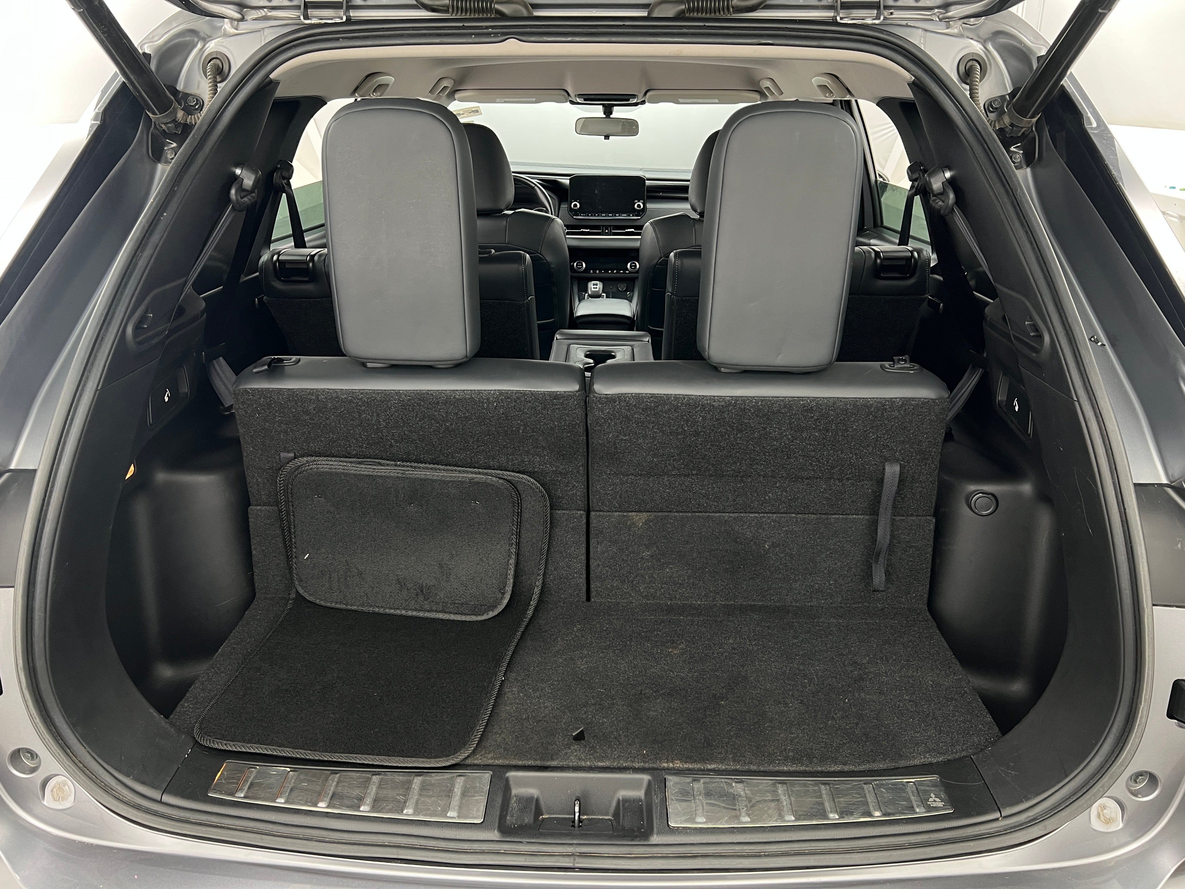 2022 Mitsubishi Outlander SE 6