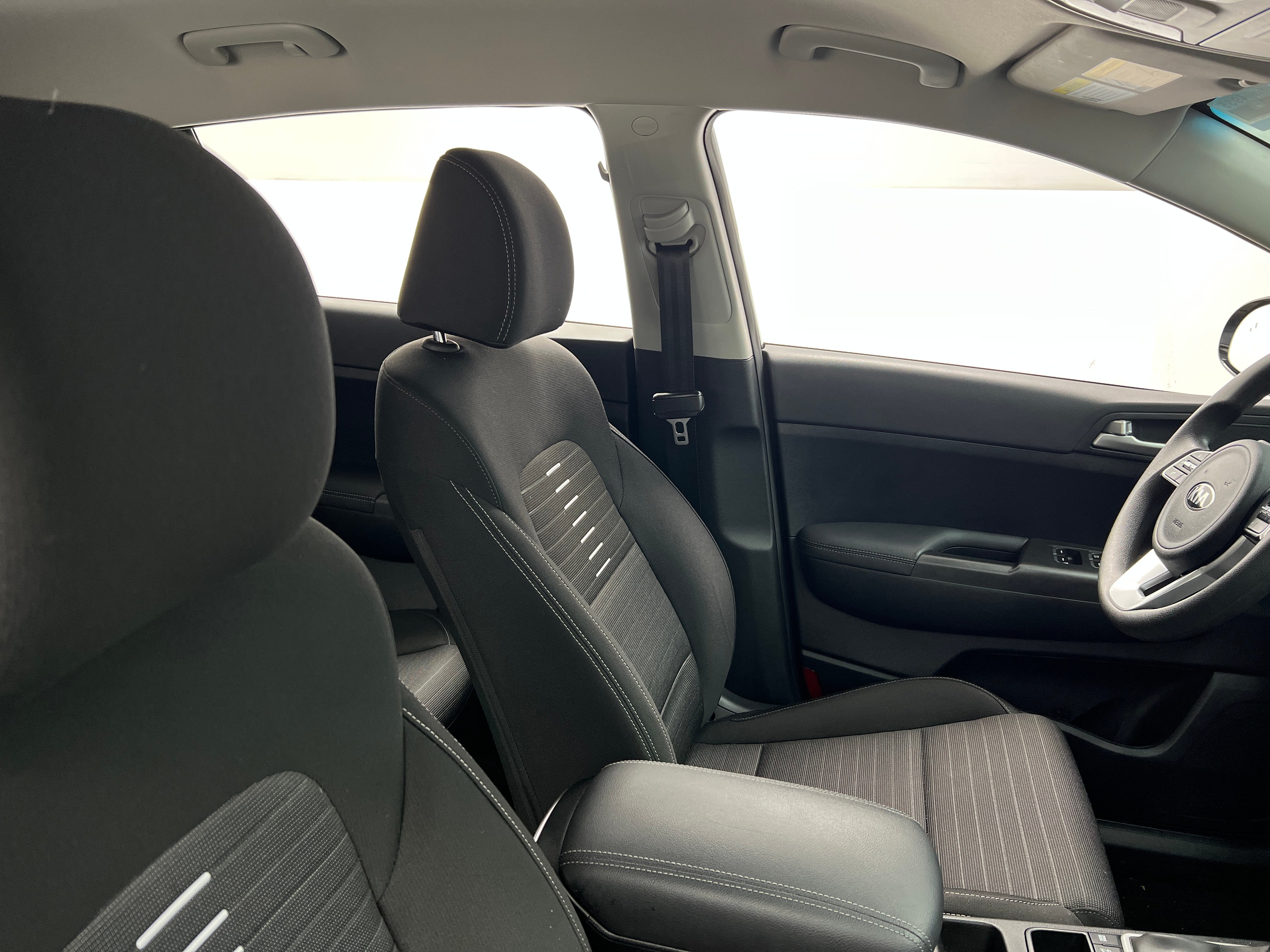 2022 Kia Sportage LX 2