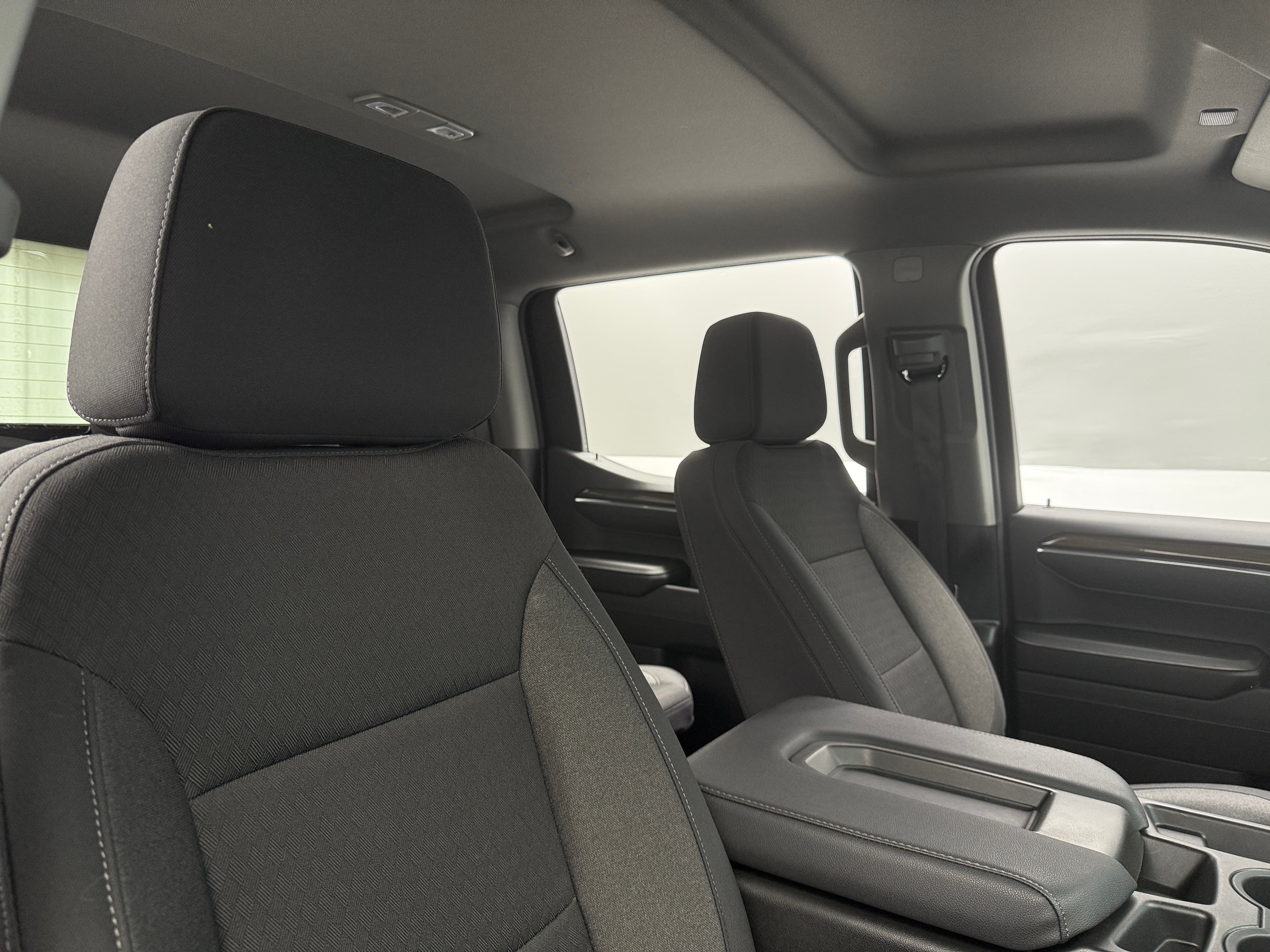 2024 Chevrolet Silverado 1500 LT 2