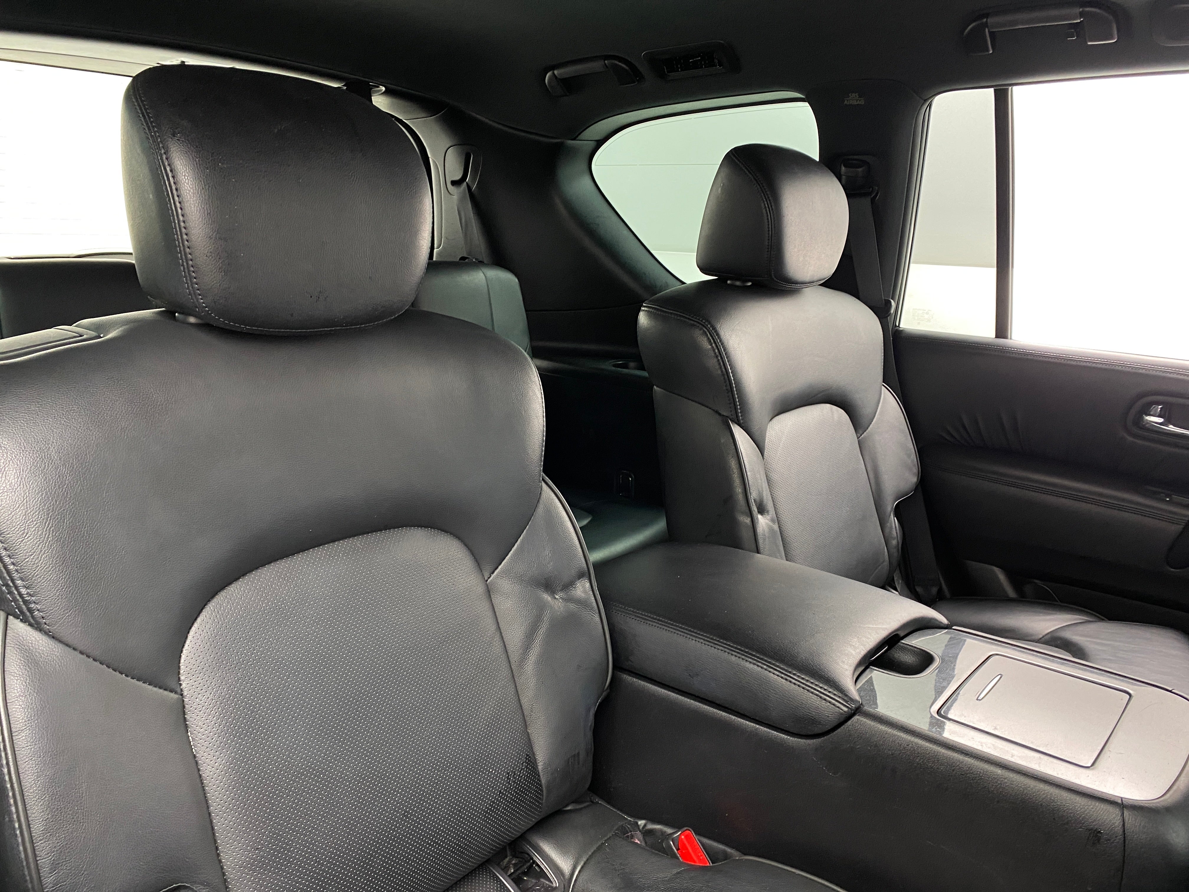 2023 Nissan Armada SL 5