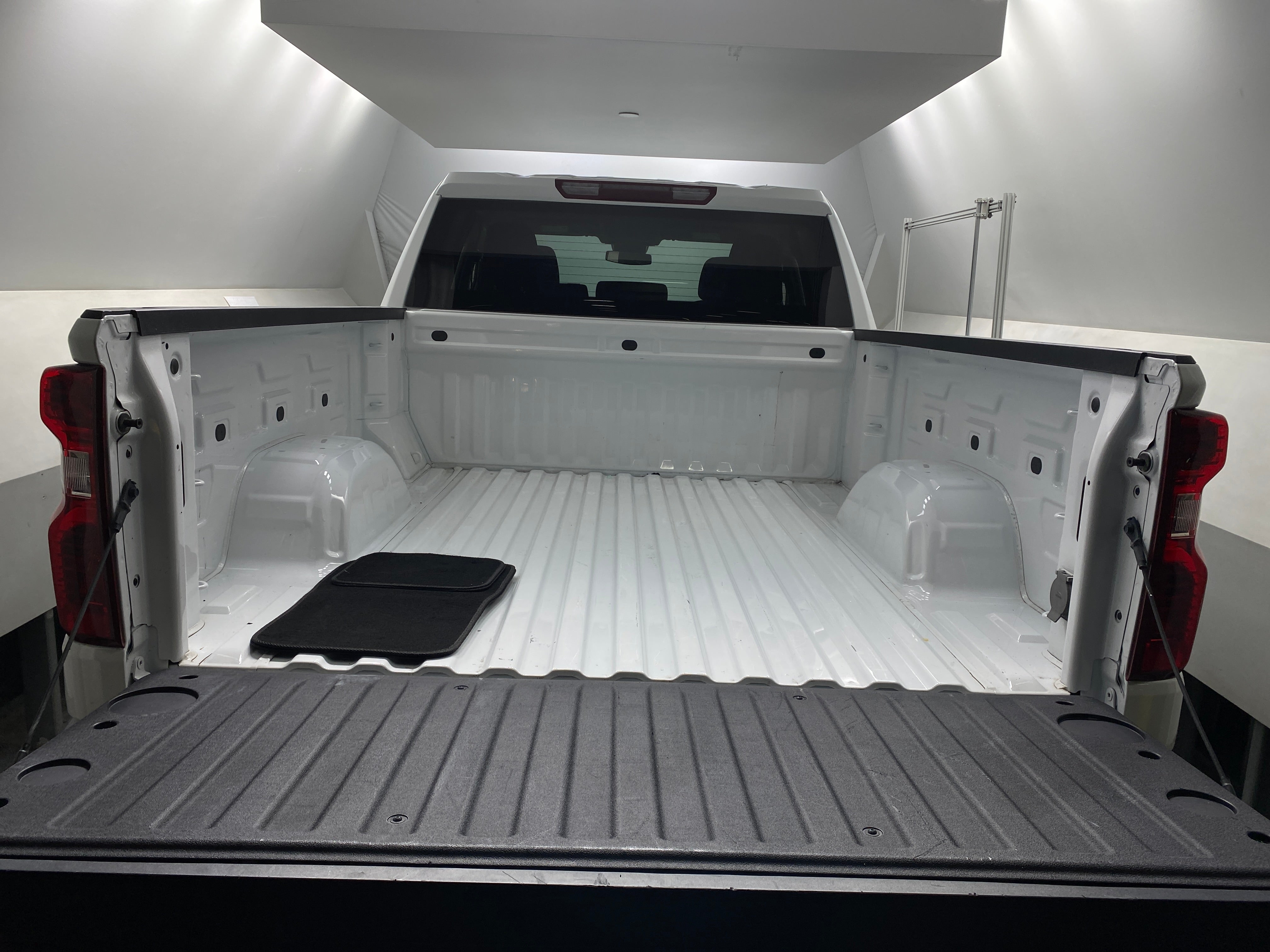 2023 Chevrolet Silverado 1500 Custom 7
