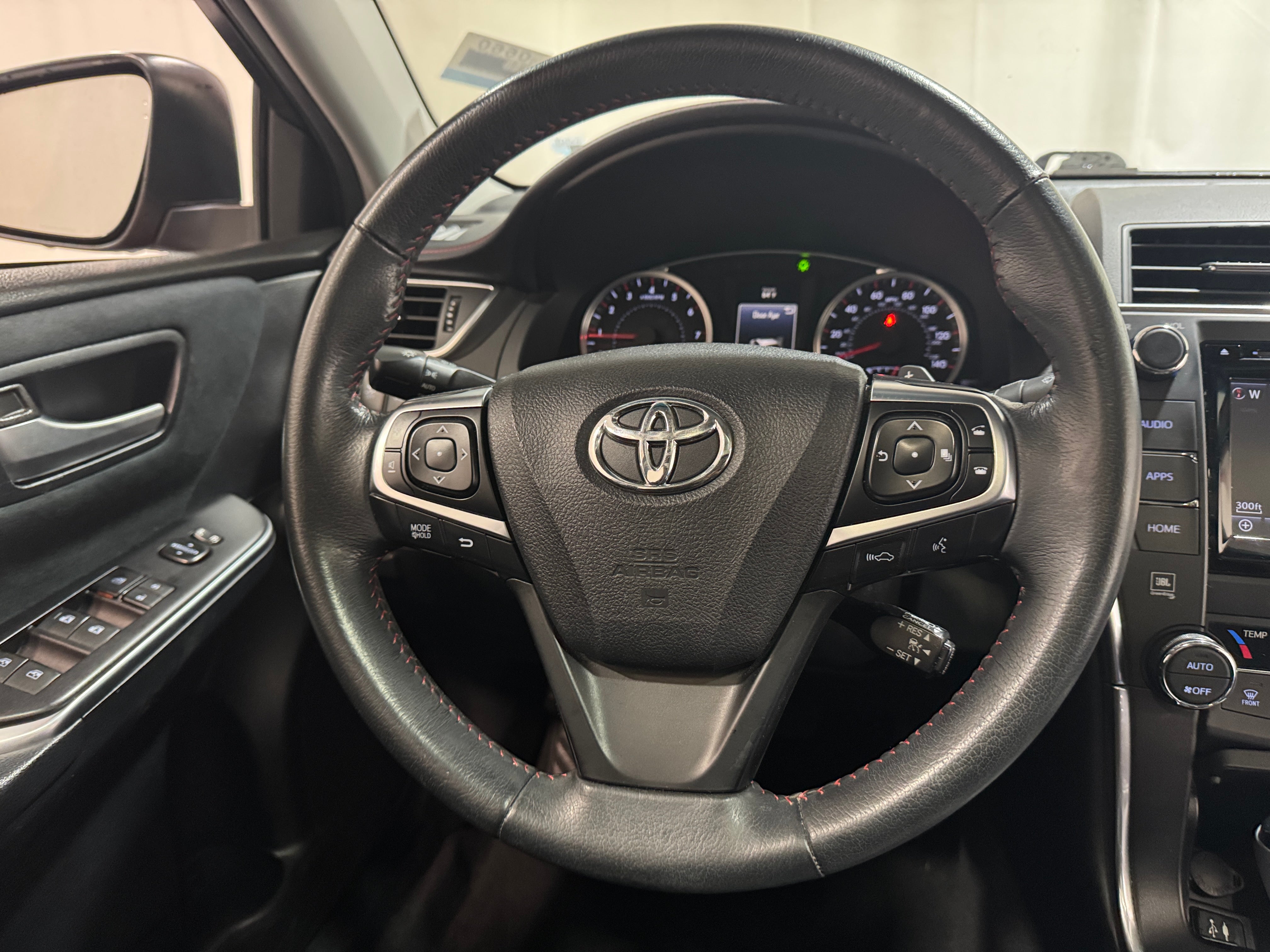 2015 Toyota Camry XSE 5