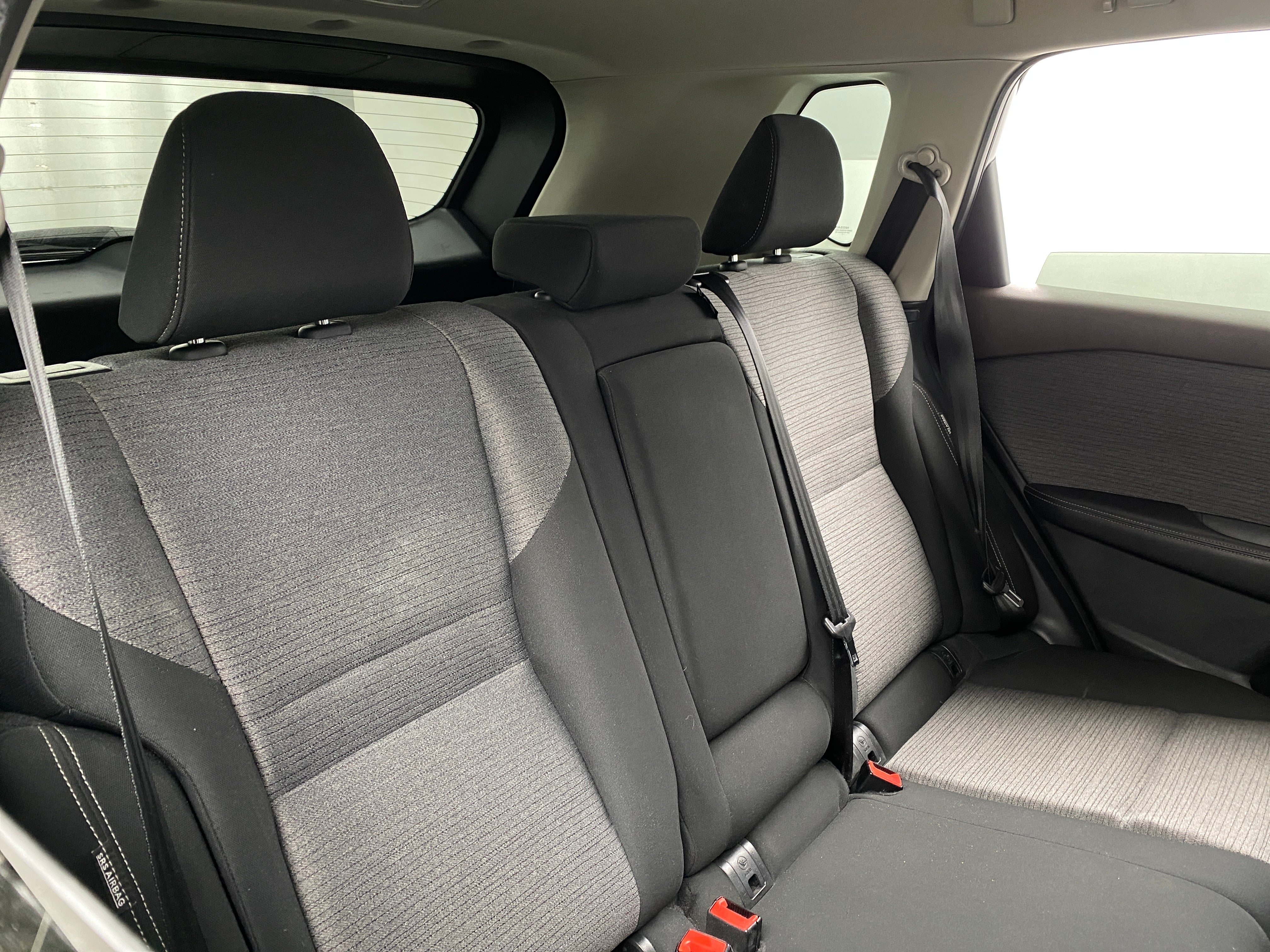 2023 Nissan Rogue SV 6