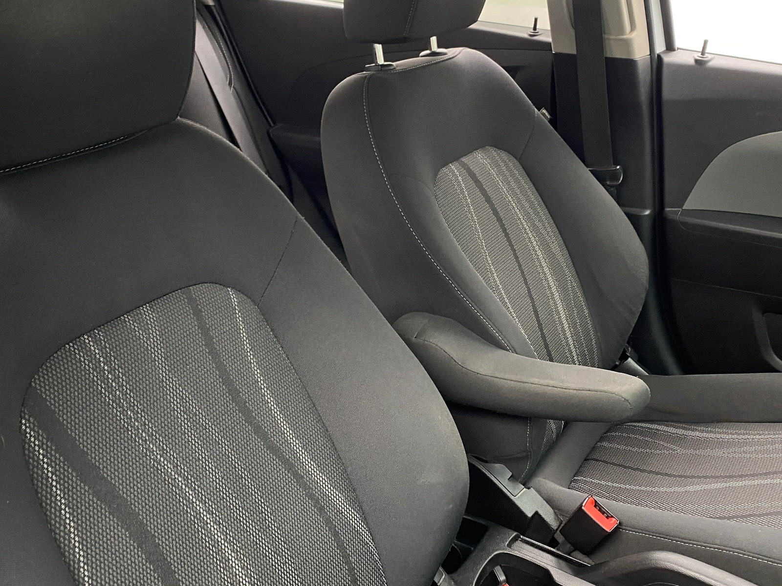Thumbnail: 2016 Chevrolet Sonic - 2