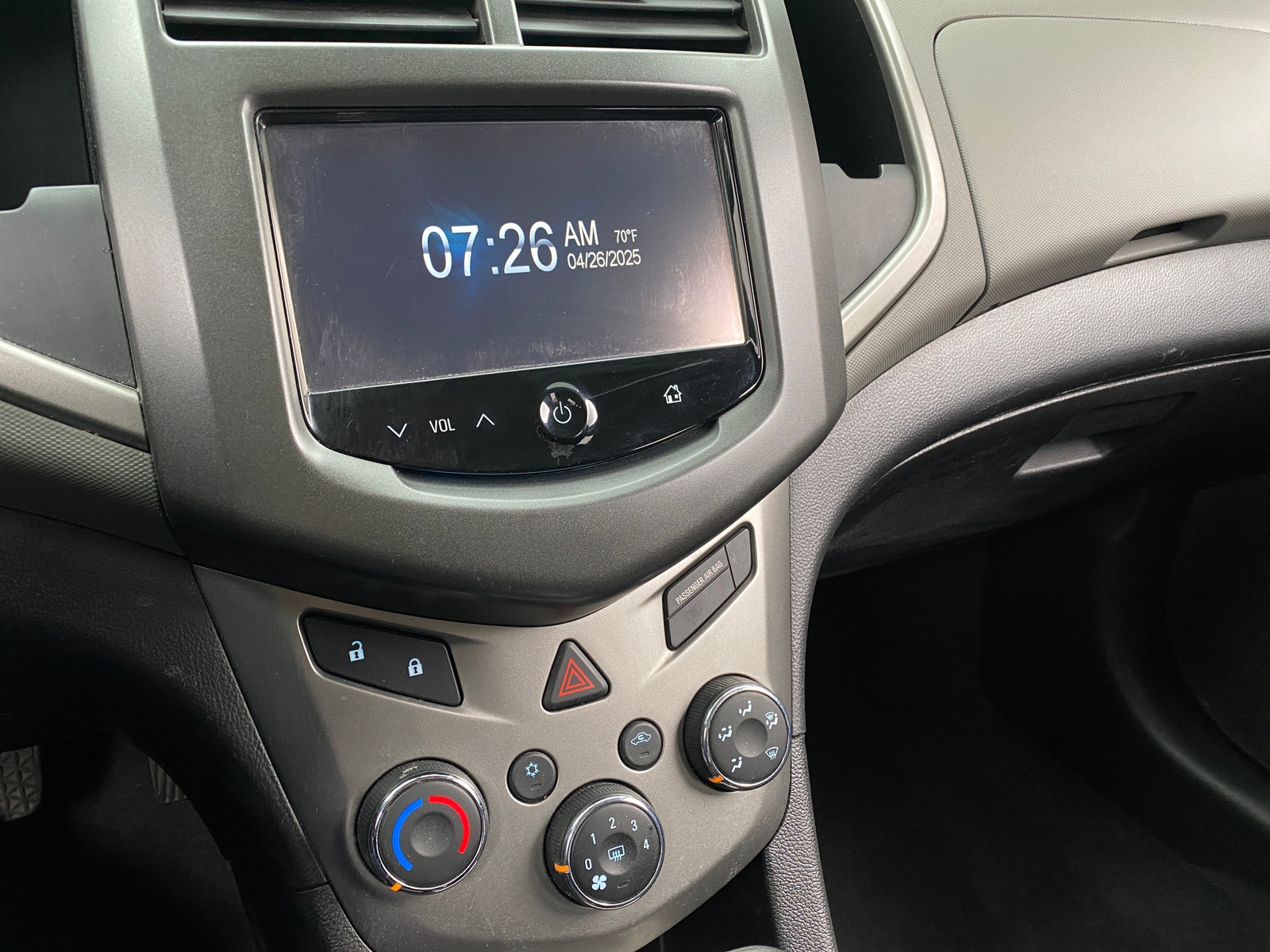 Thumbnail: 2016 Chevrolet Sonic - 4