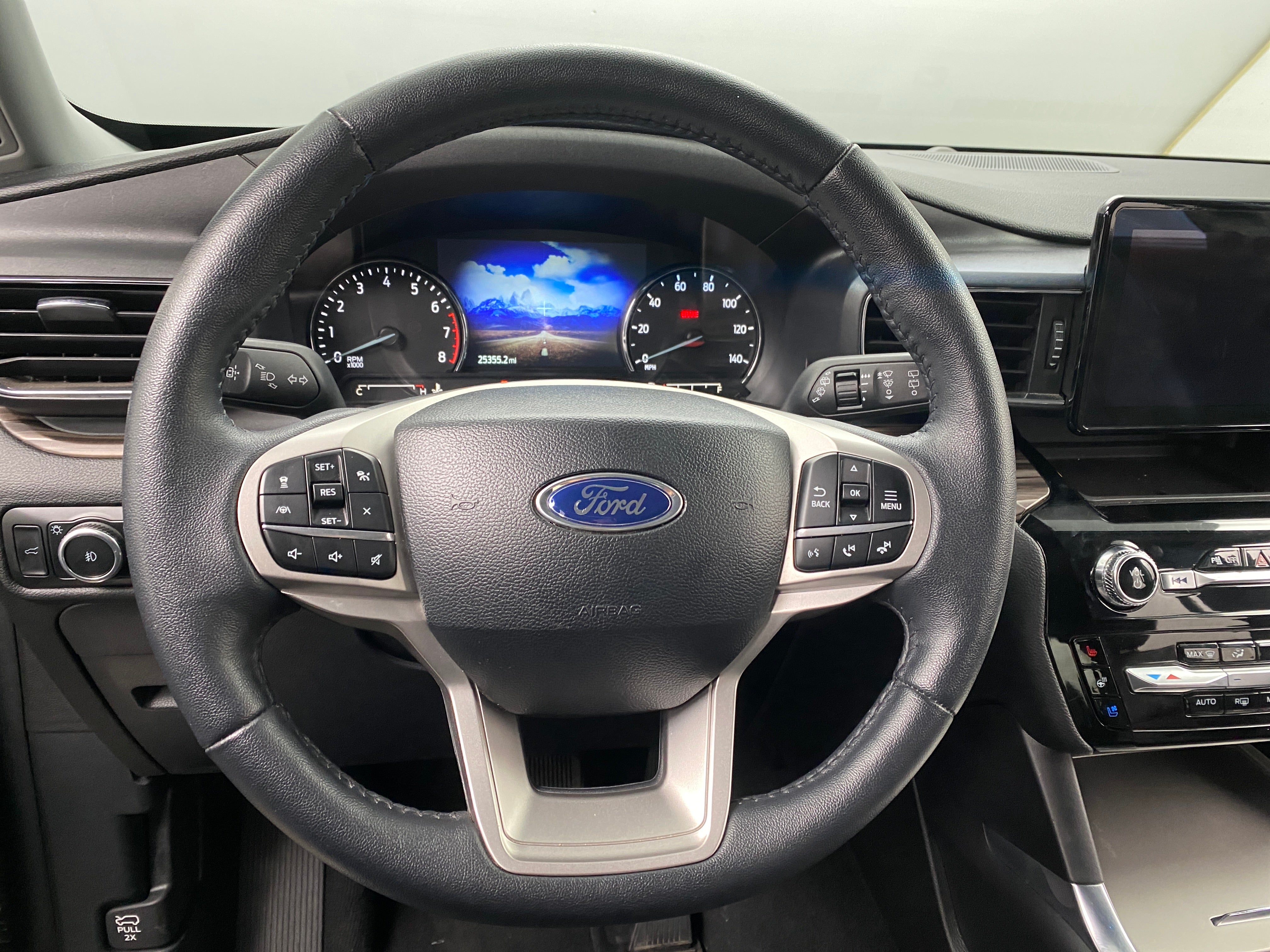2024 Ford Explorer Limited 4