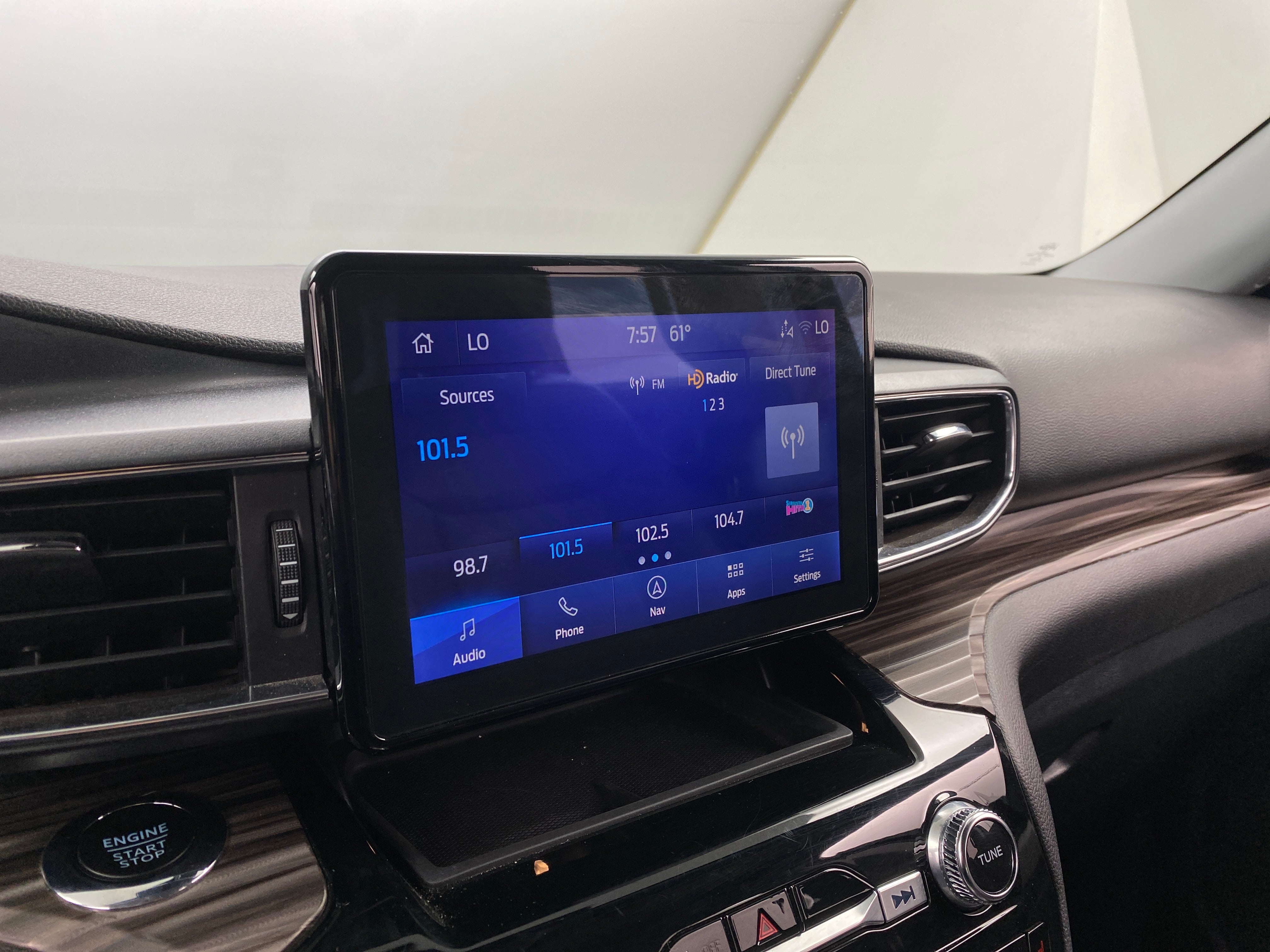 2024 Ford Explorer Limited 3