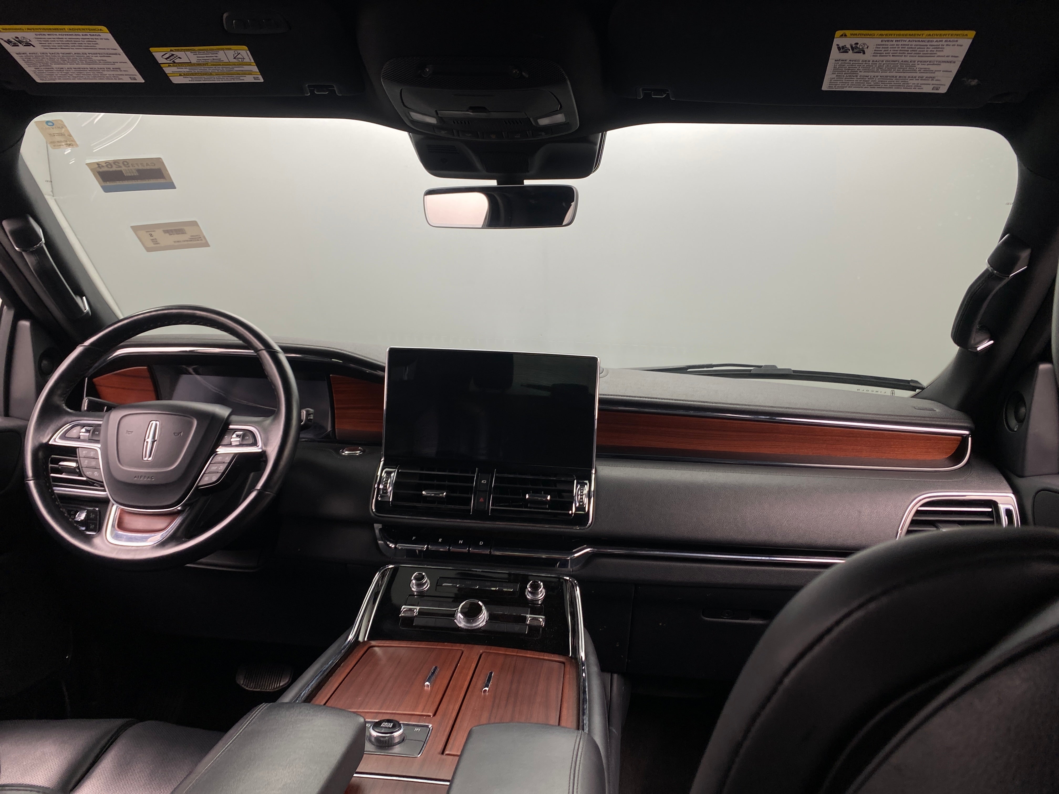2023 Lincoln Navigator Standard 2
