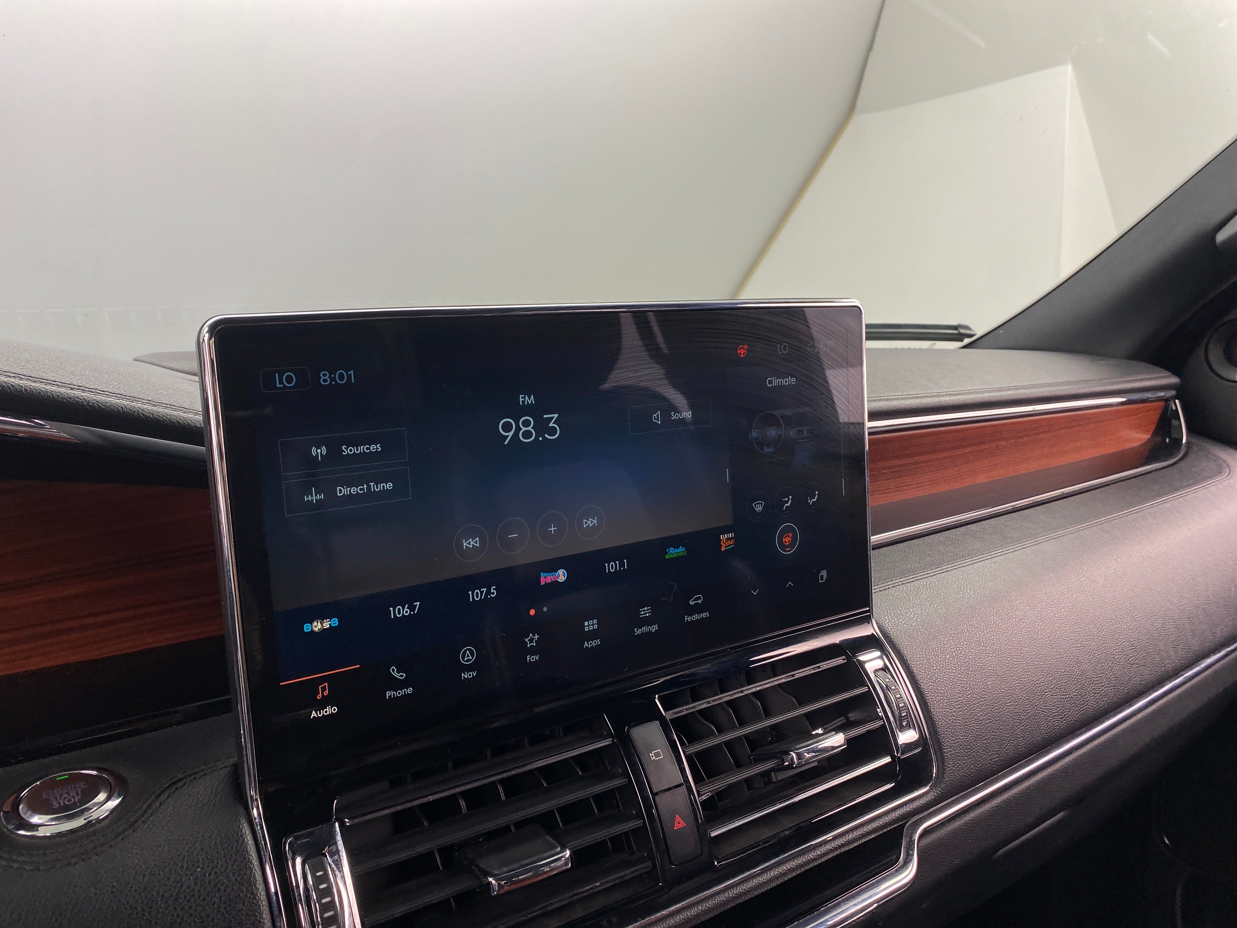 2023 Lincoln Navigator Standard 3