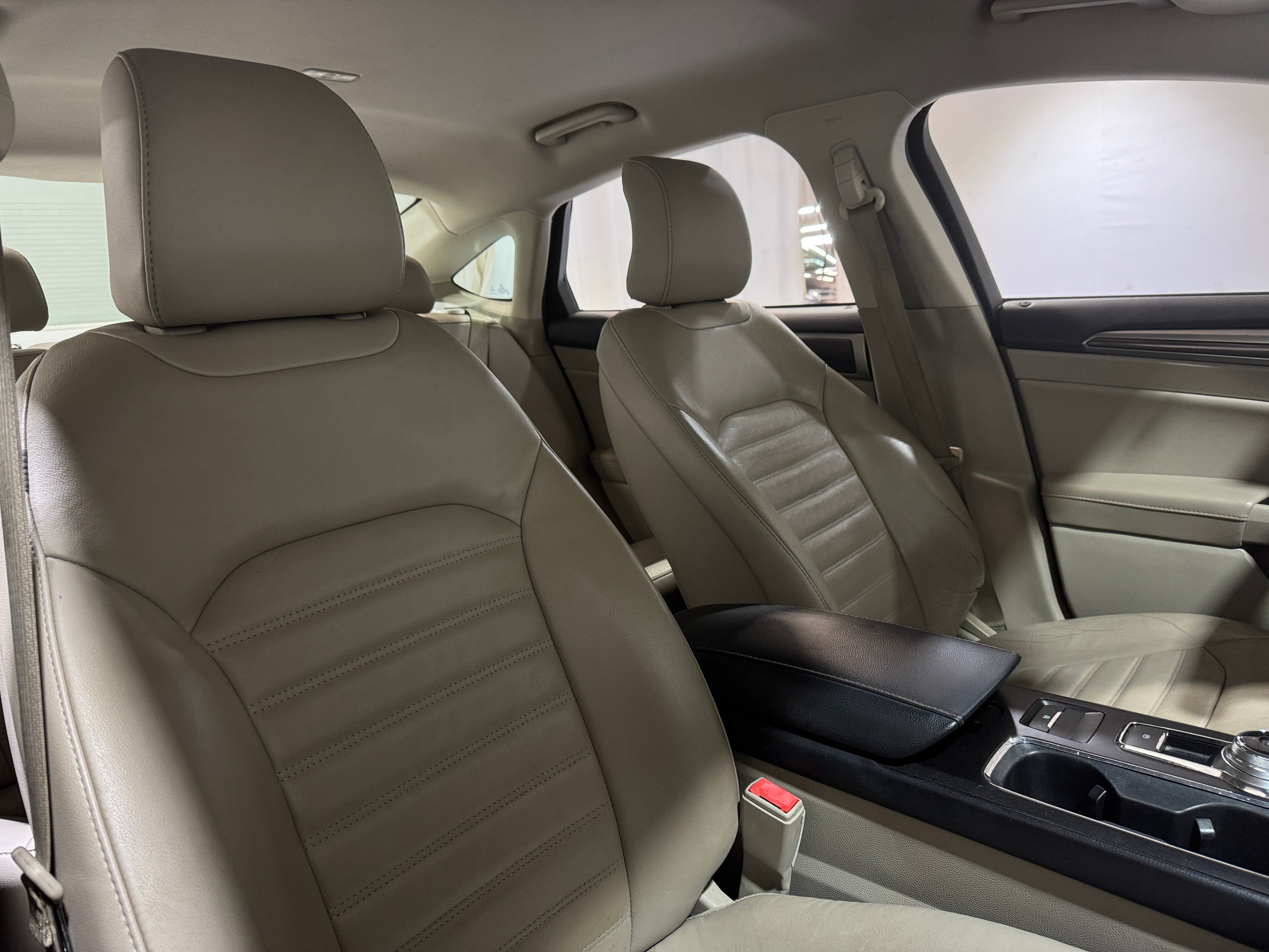 2018 Ford Fusion SE 2