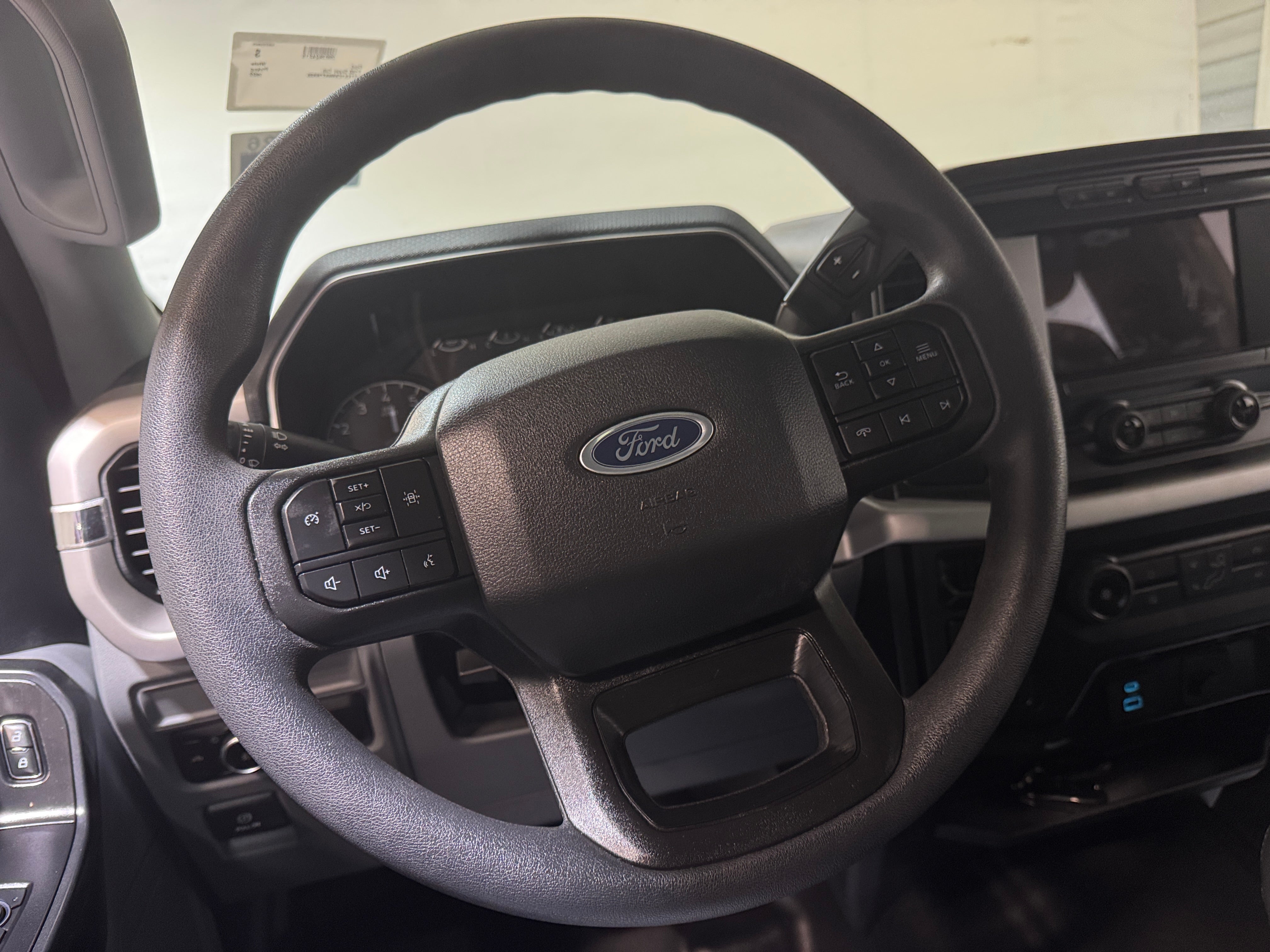 2022 Ford Econoline E-150 5