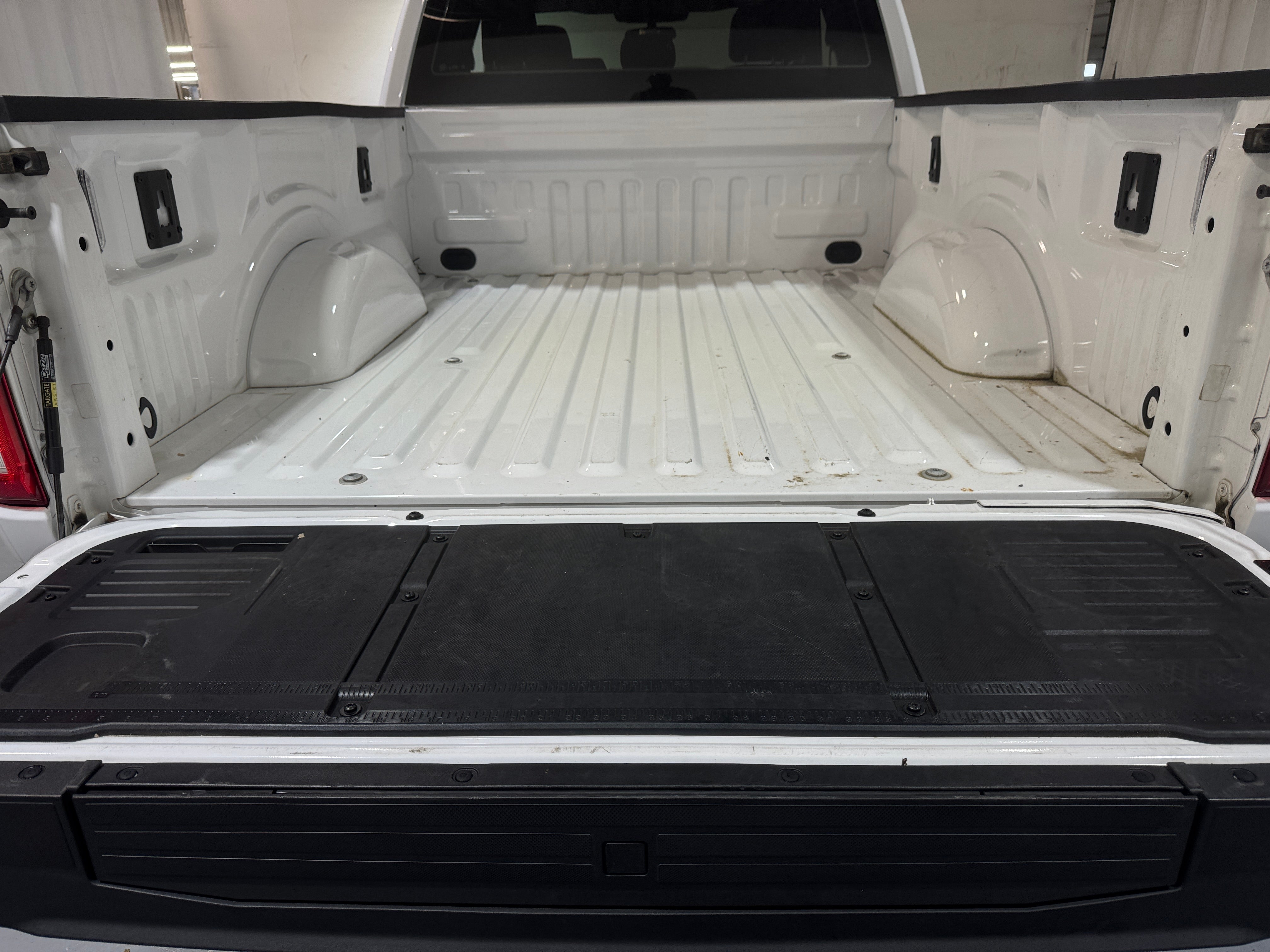 2022 Ford Econoline E-150 7