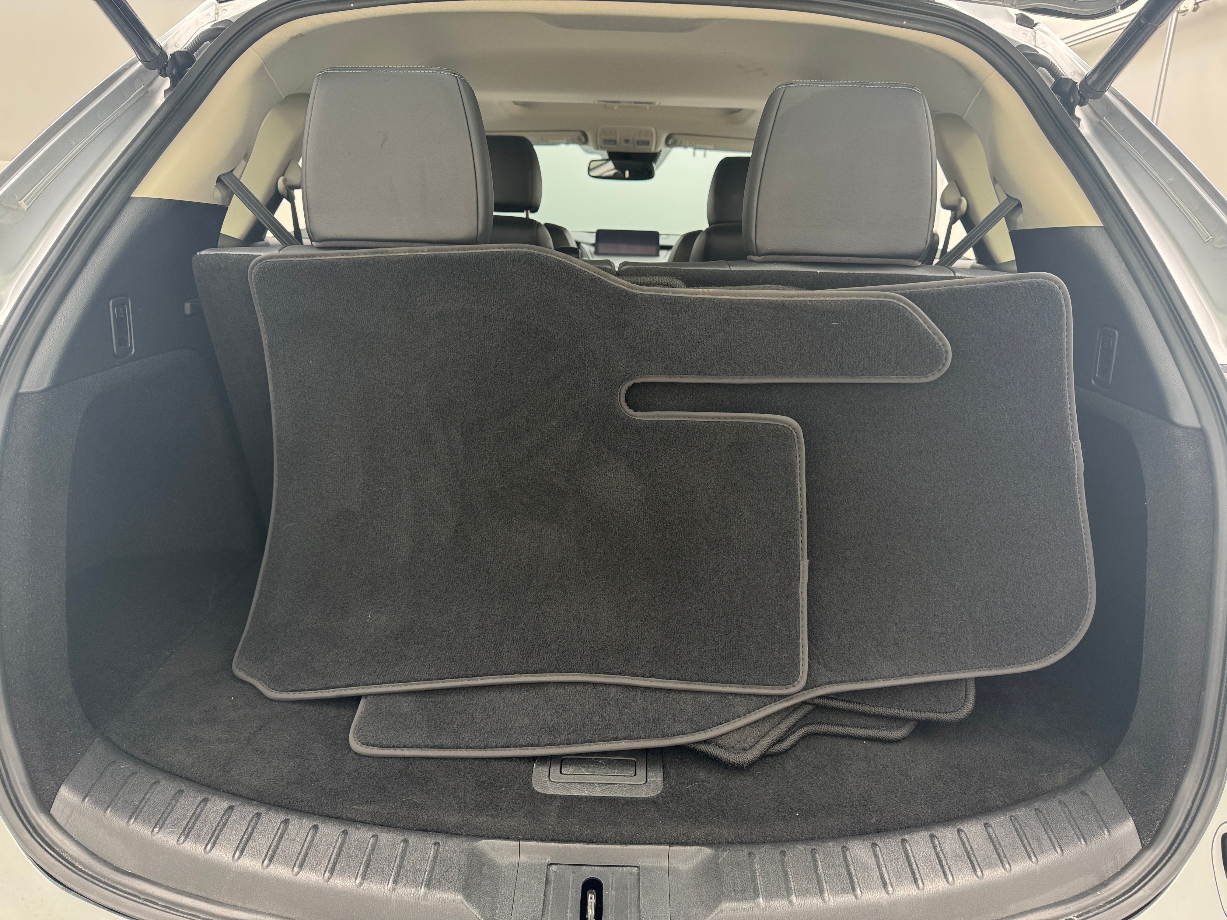 2023 Mazda CX-9 Touring 6