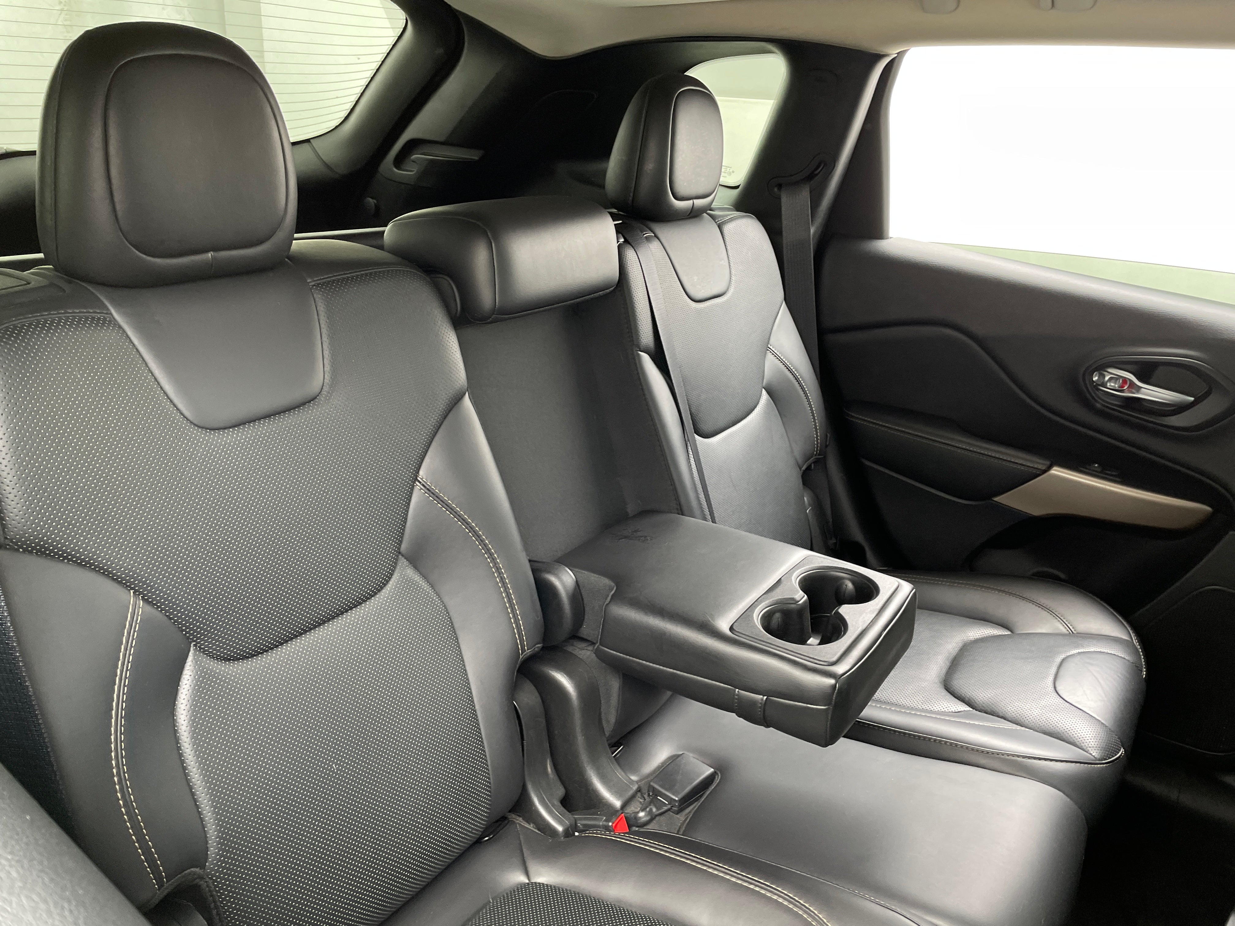 2017 Jeep Cherokee Limited Edition 5