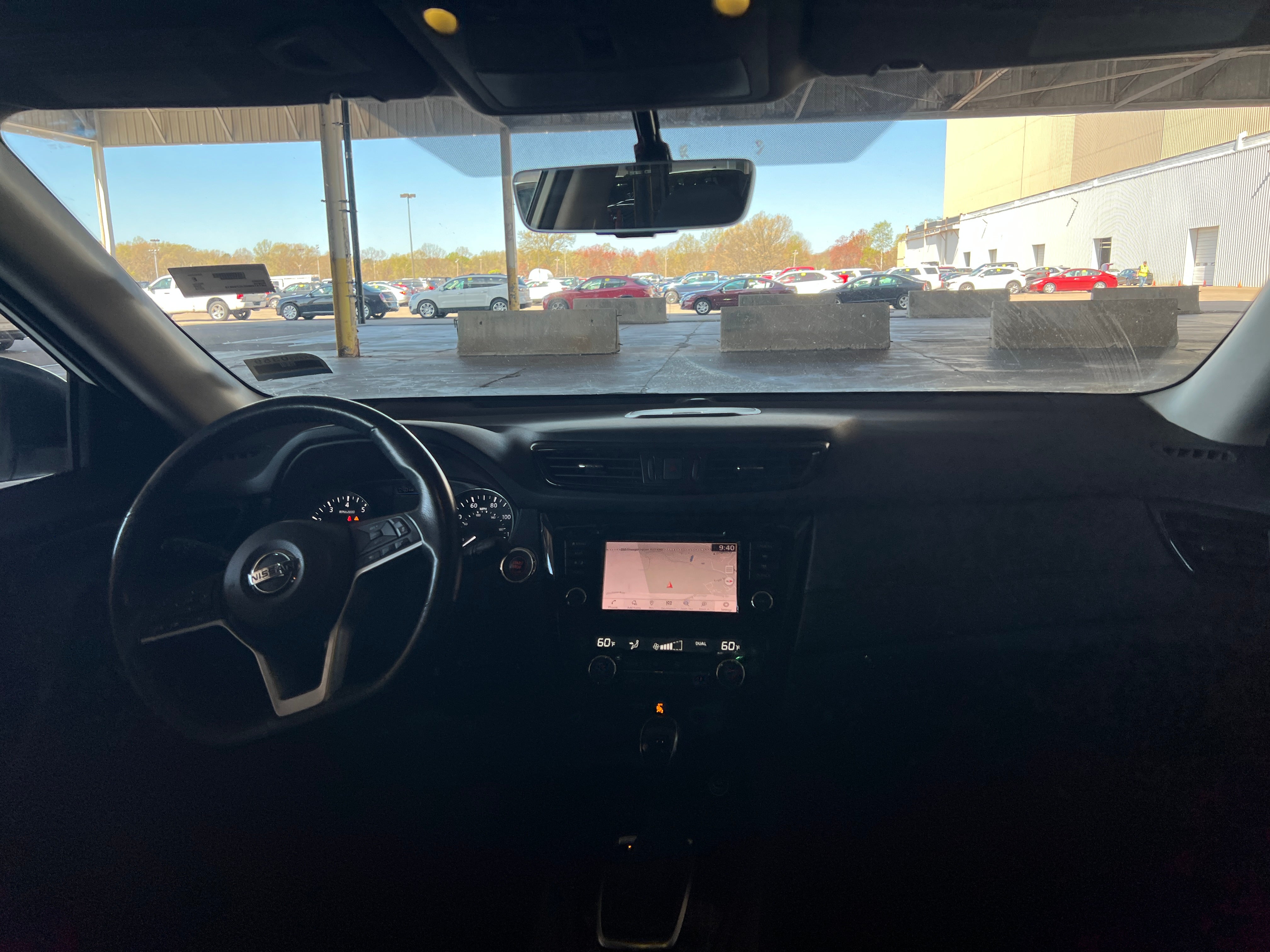 2018 Nissan Rogue SV 3