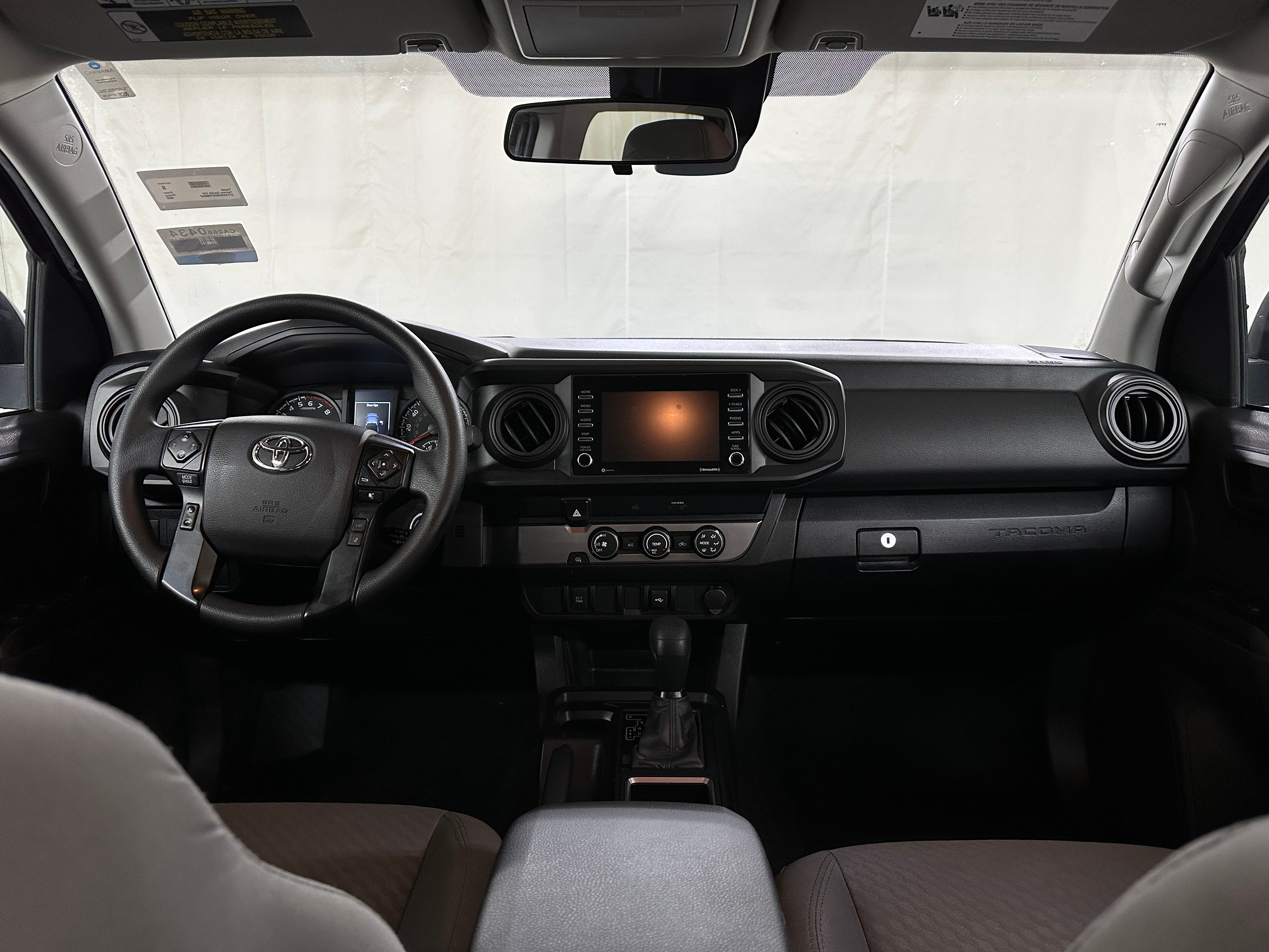 2022 Toyota Tacoma SR5 3
