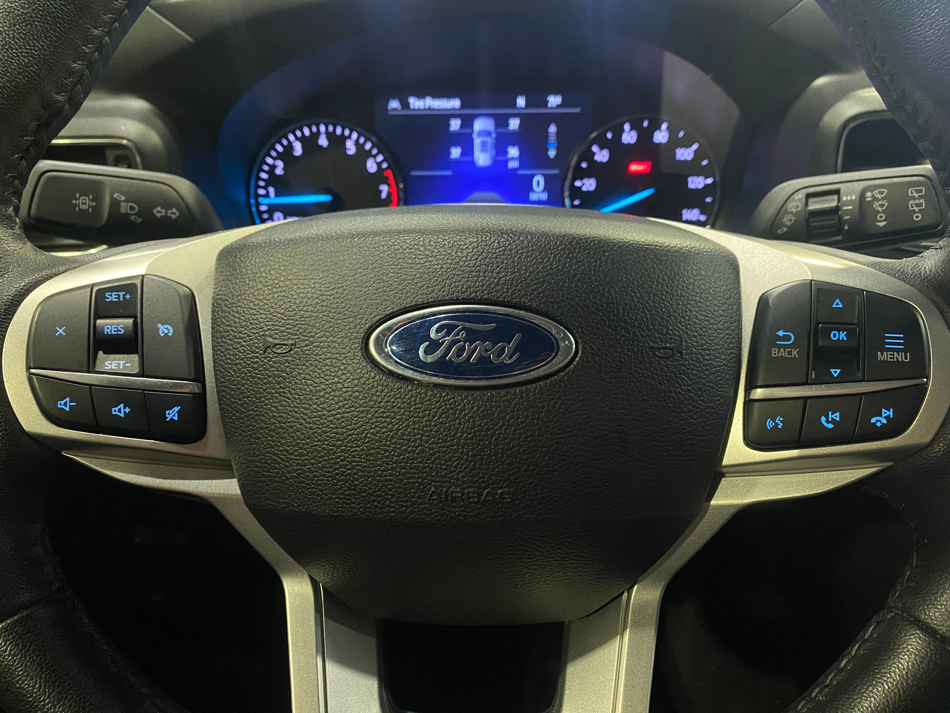 2023 Ford Explorer XLT 5