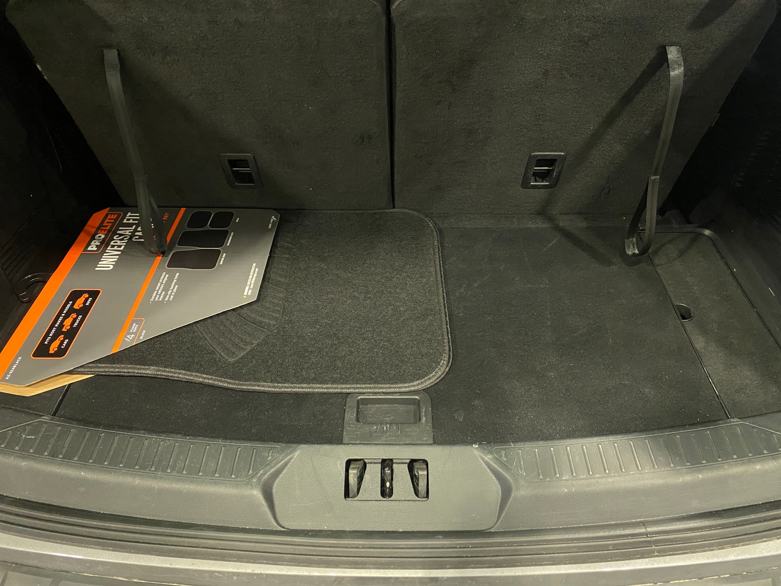 Thumbnail: 2023 Ford Explorer - 7