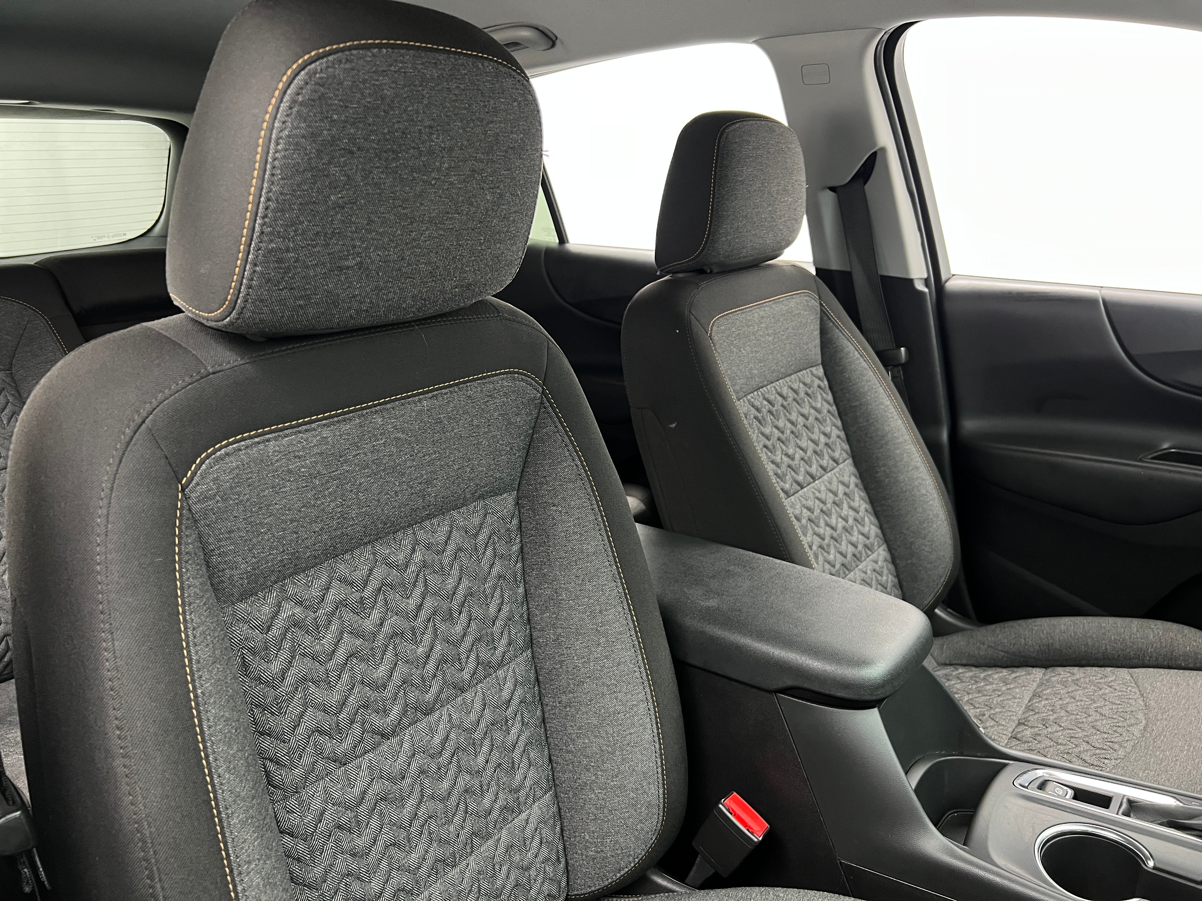 2023 Chevrolet Equinox LT 2
