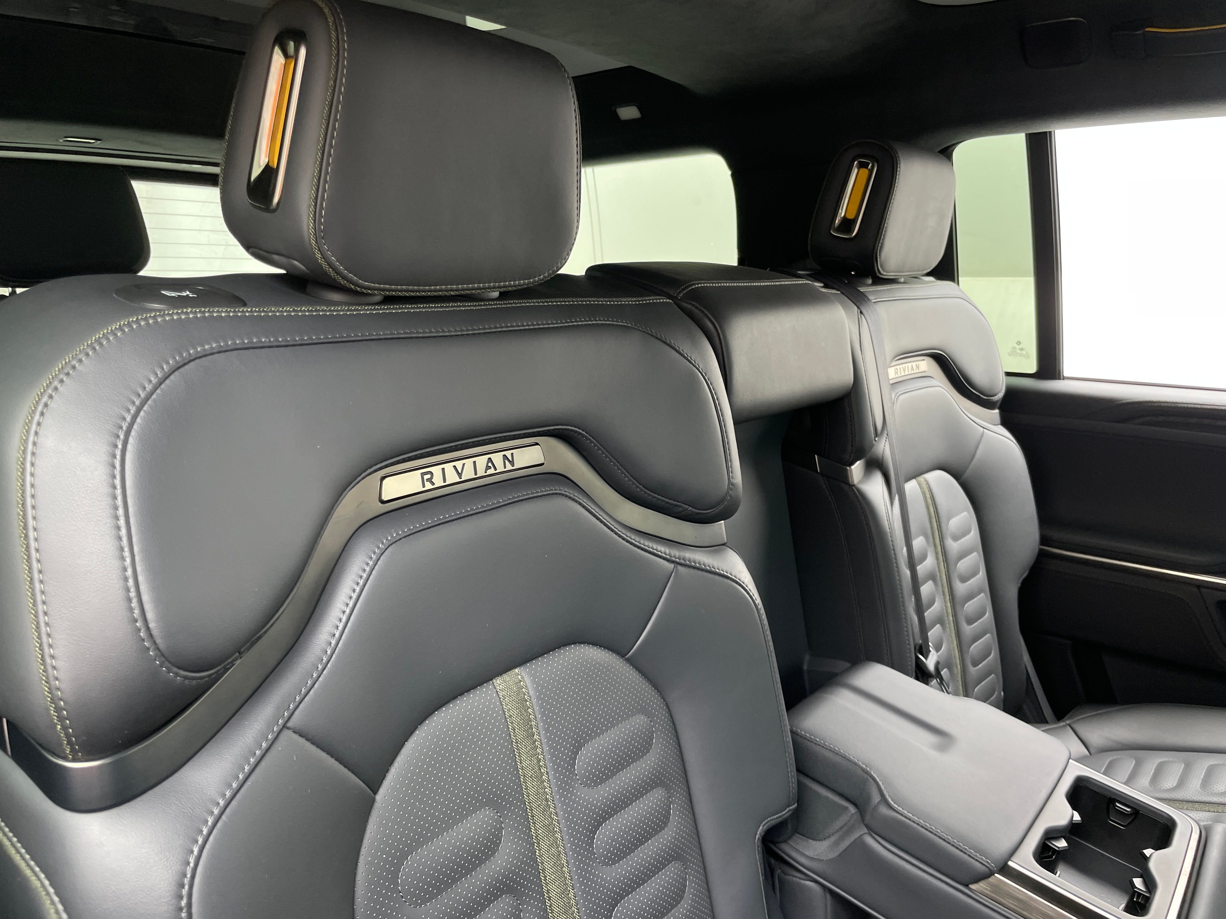 2023 Rivian R1S Adventure 6