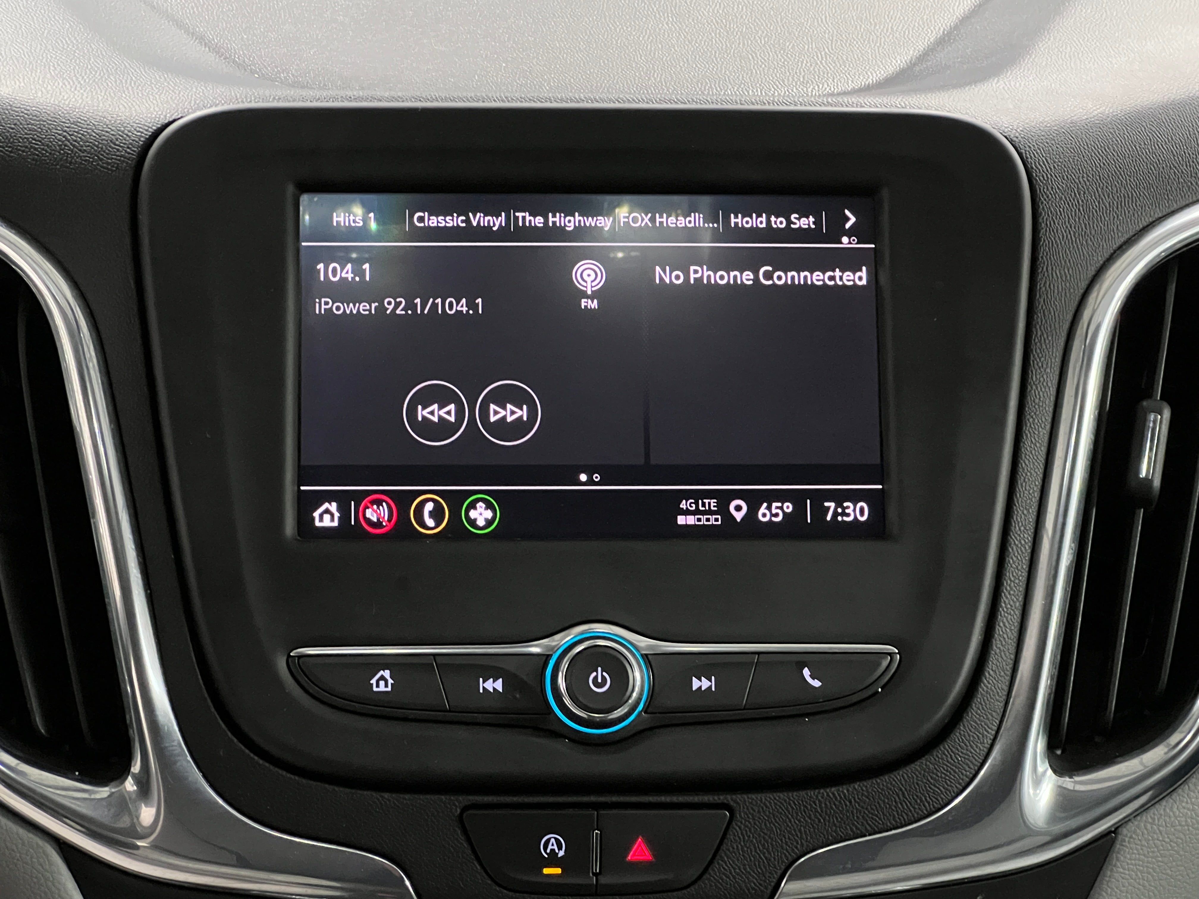 2023 Chevrolet Equinox LS 4