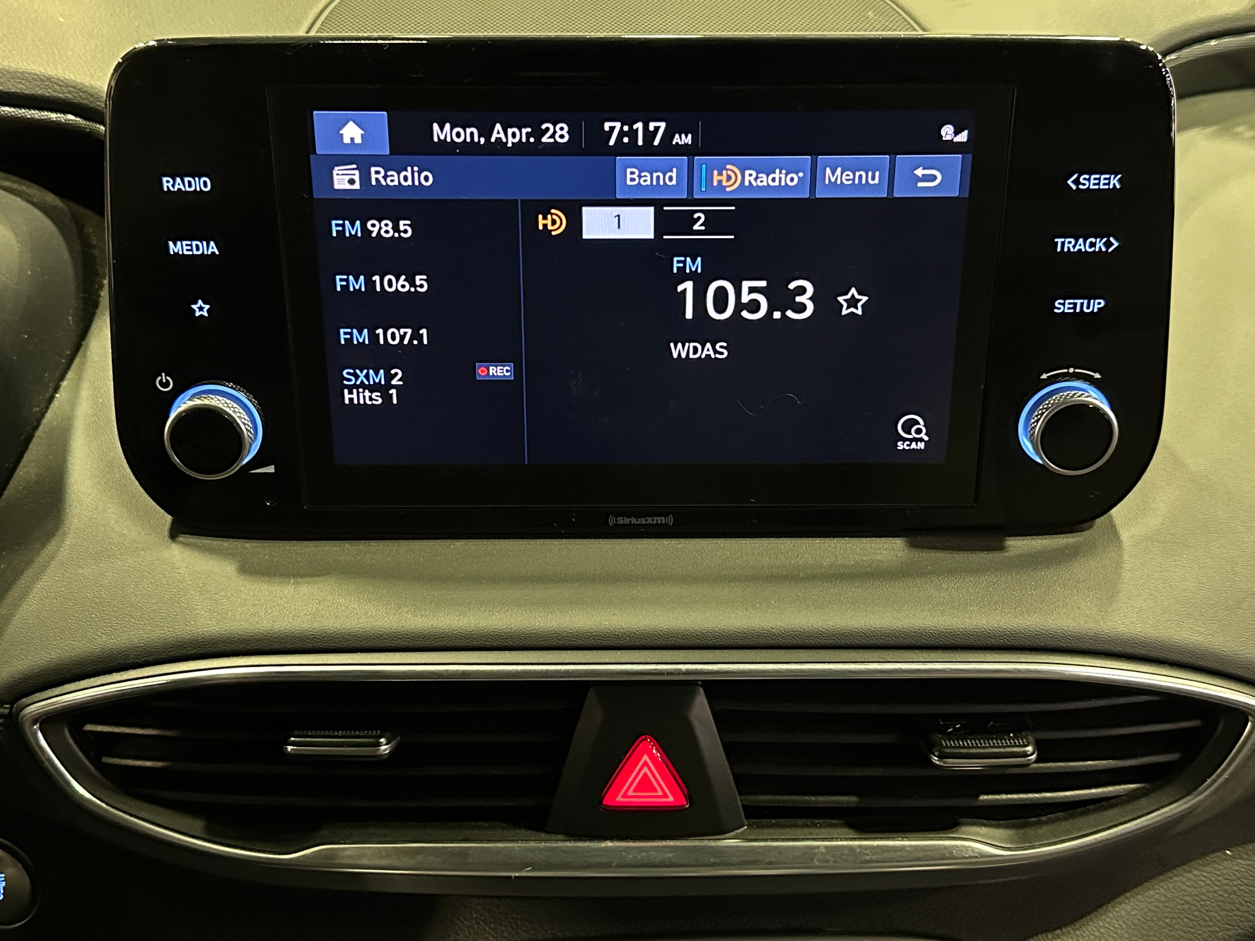2022 Hyundai Santa Fe SEL 4