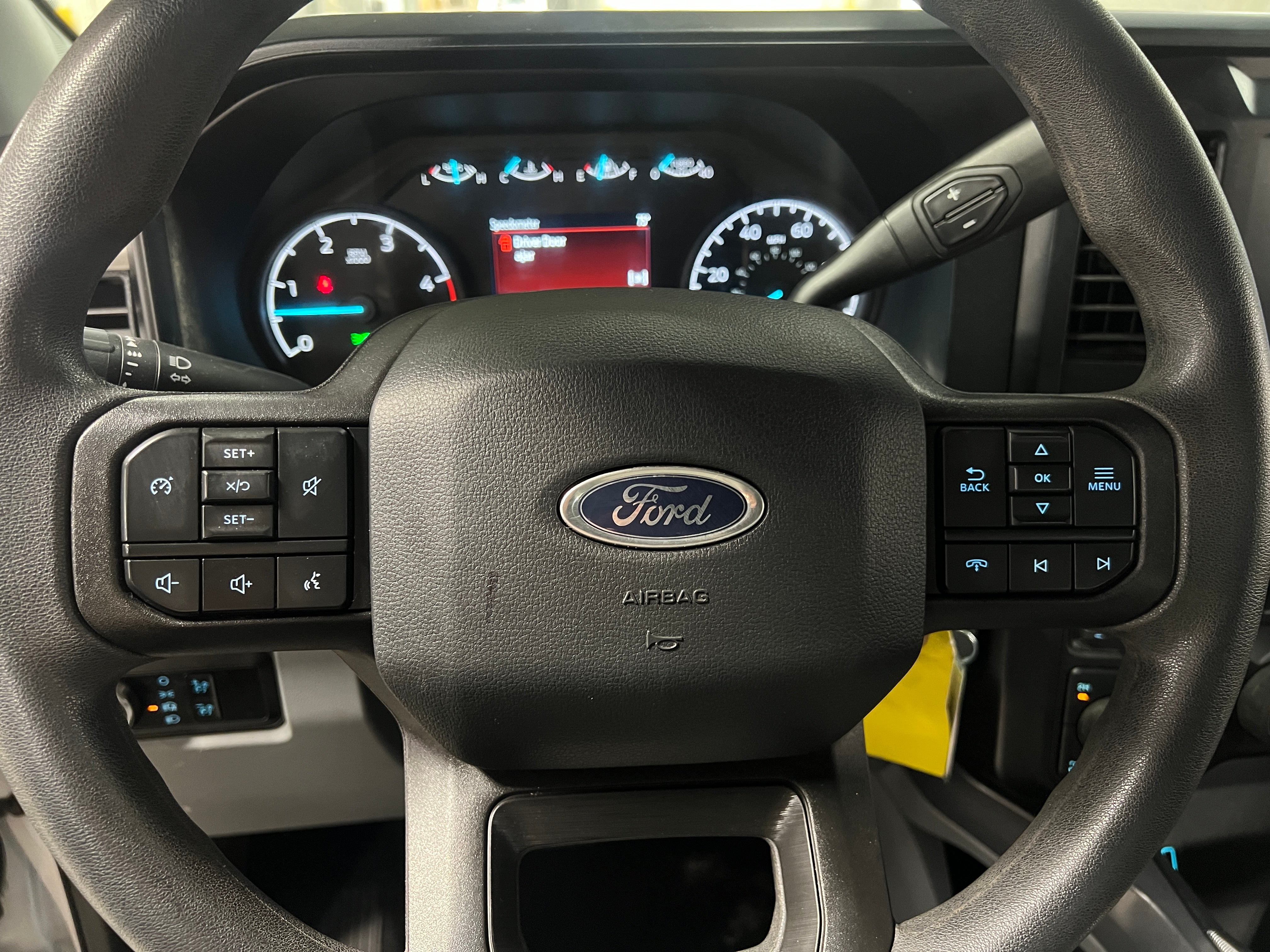 2024 Ford Econoline E-250 5