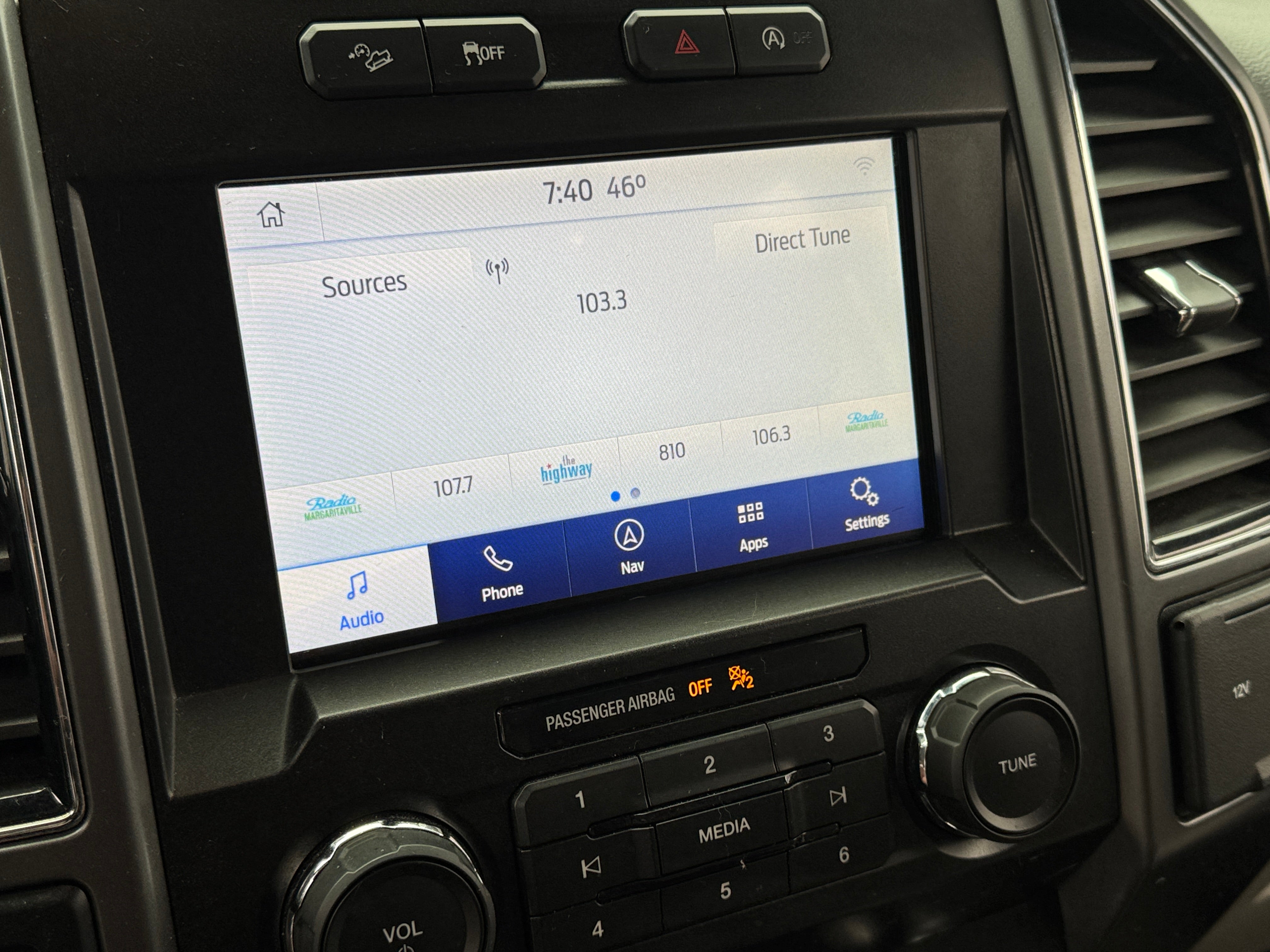 2020 Ford Econoline E-150 4